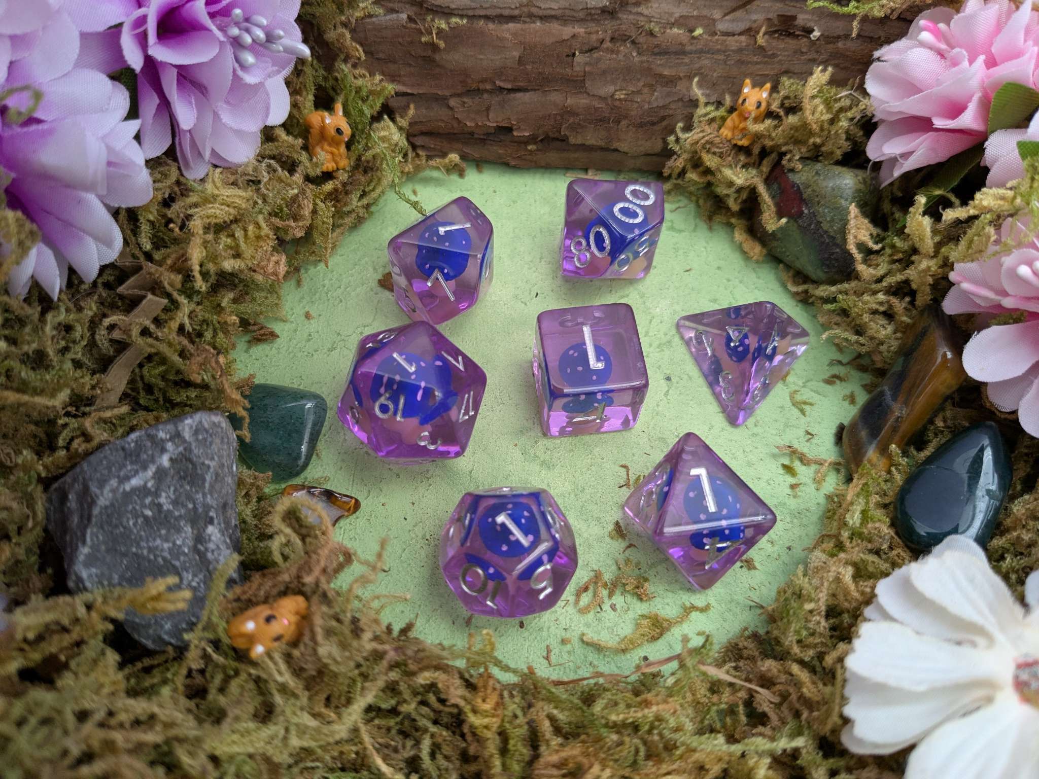Dark Blue Capped Mushrooms Inclusion Dice Set