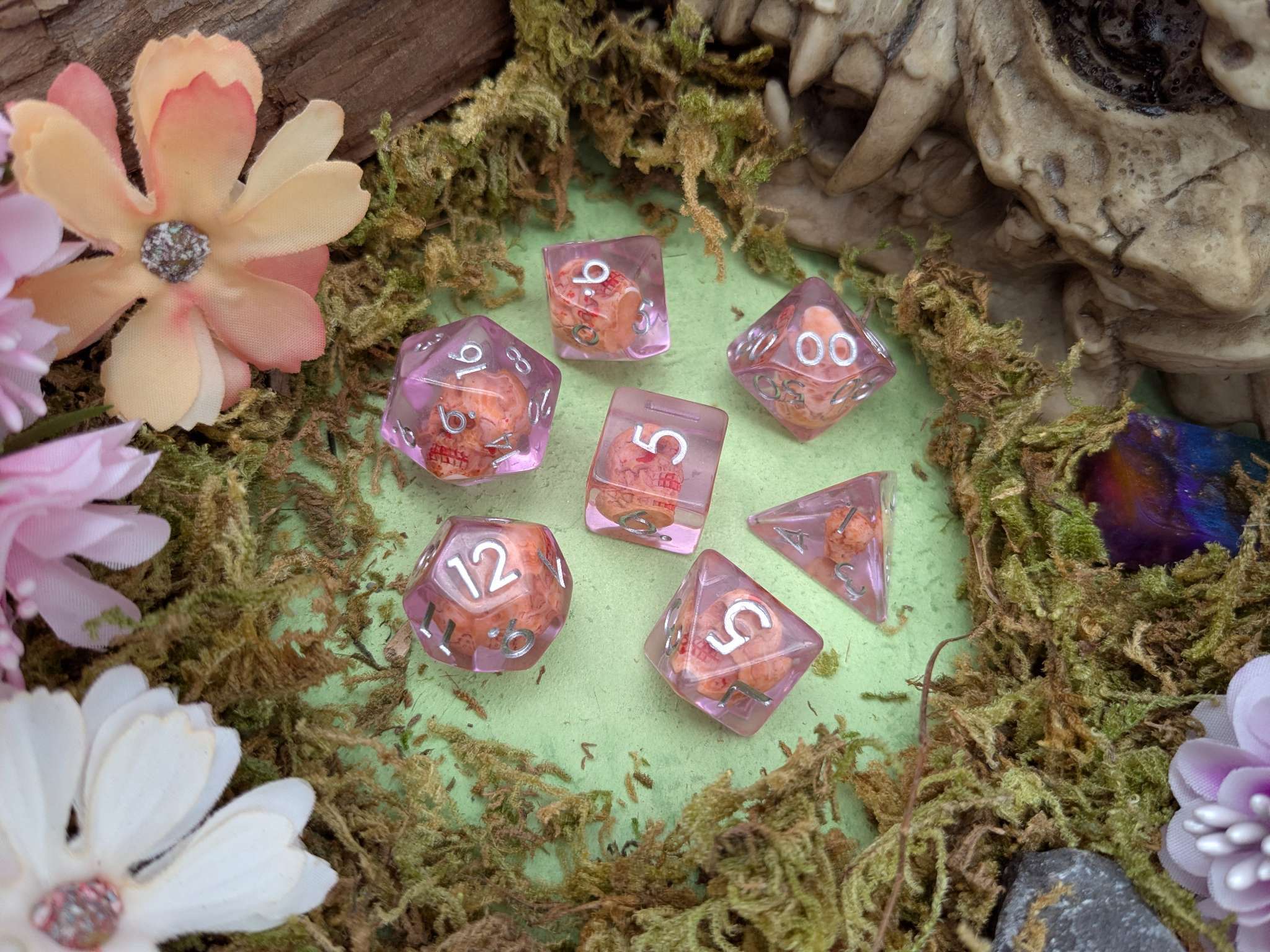 Tranparent Pink Skull Dice Set