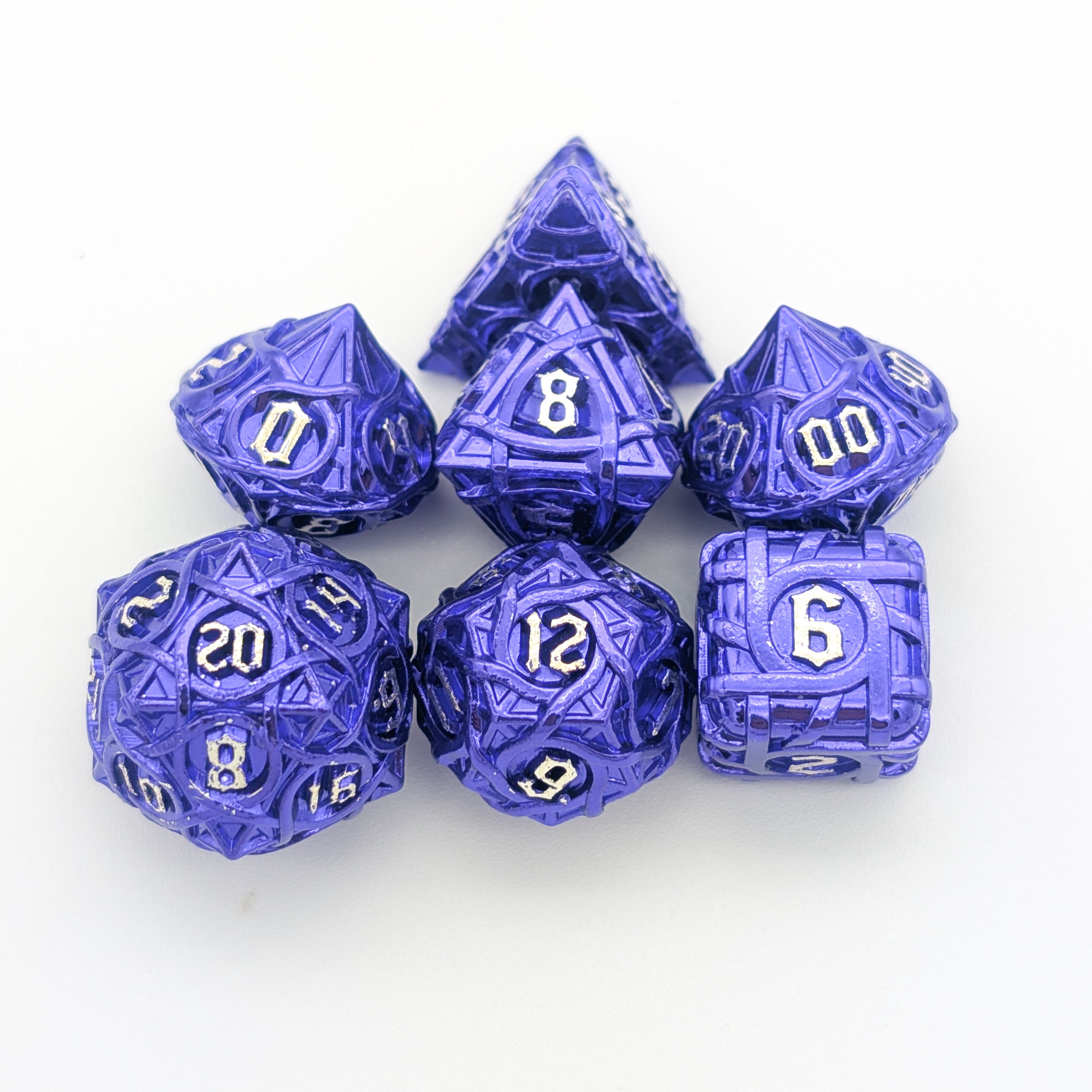 Thorns Purple Metal Core Dice Set