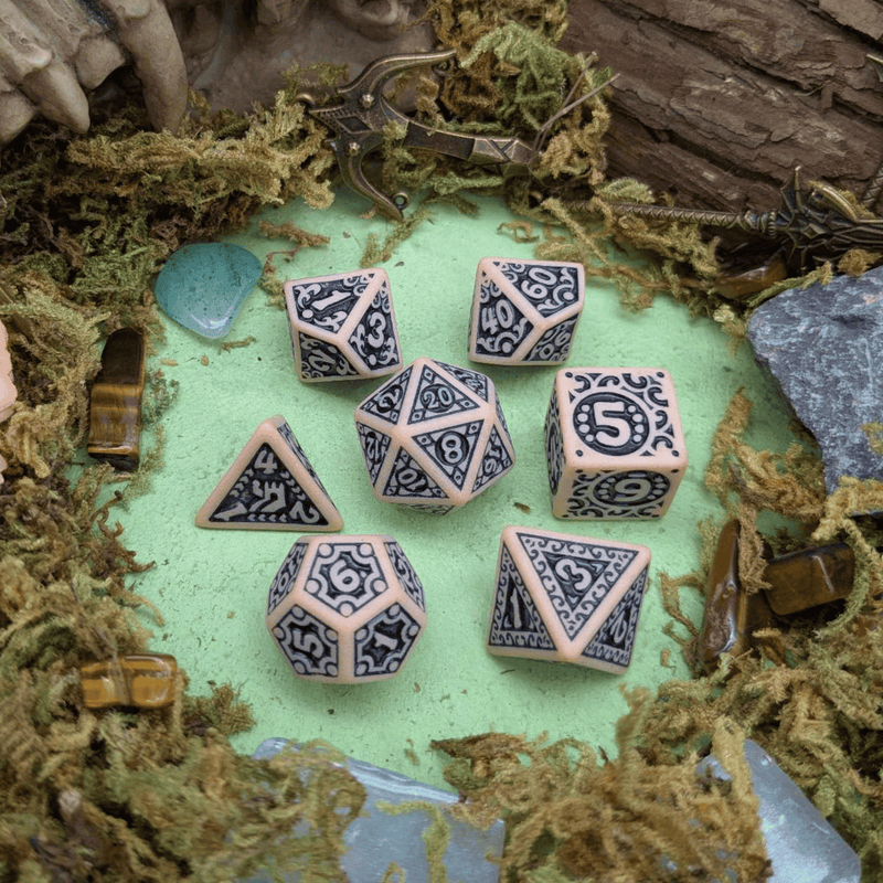 Ornate Cala Dice Set