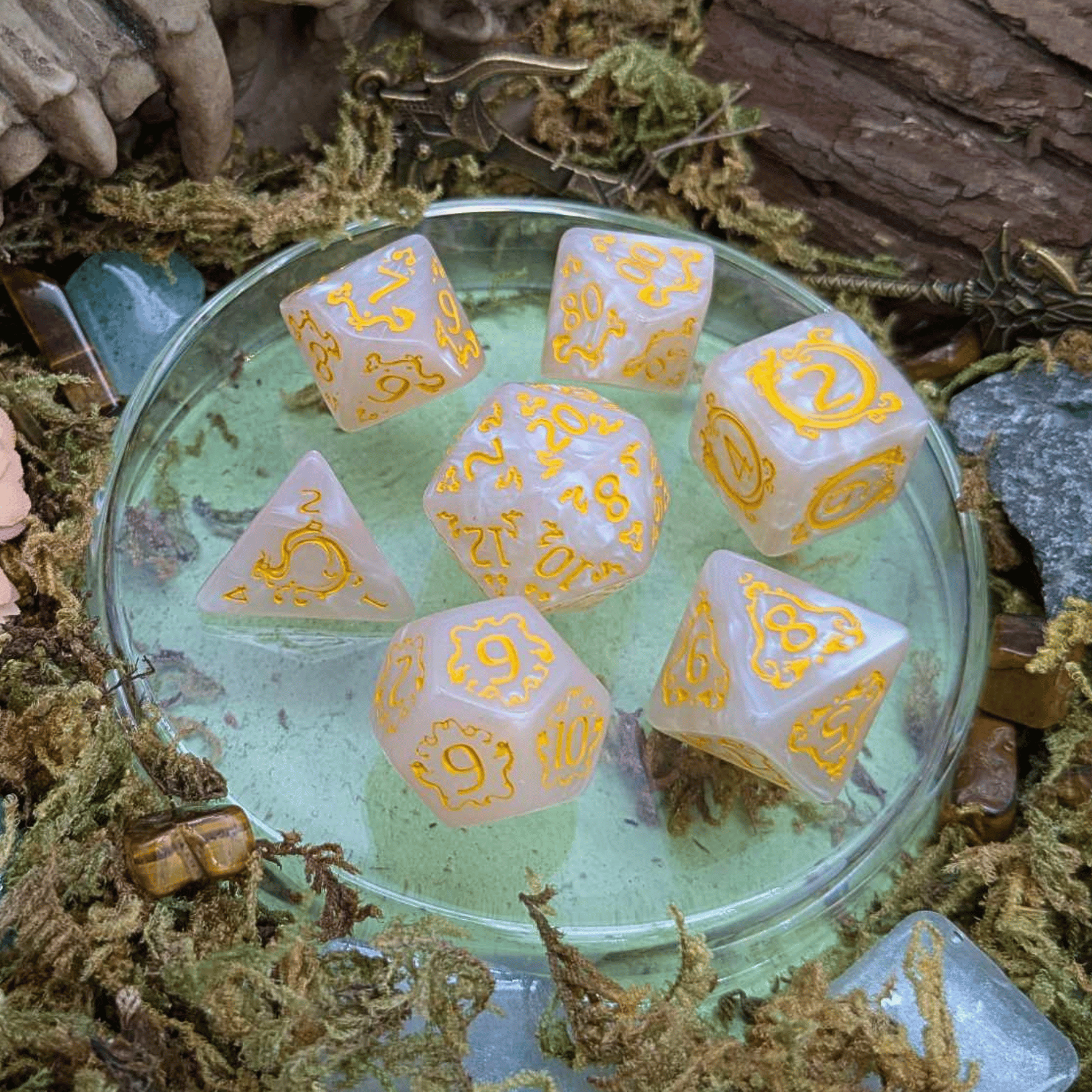 Dragon White Dice Set