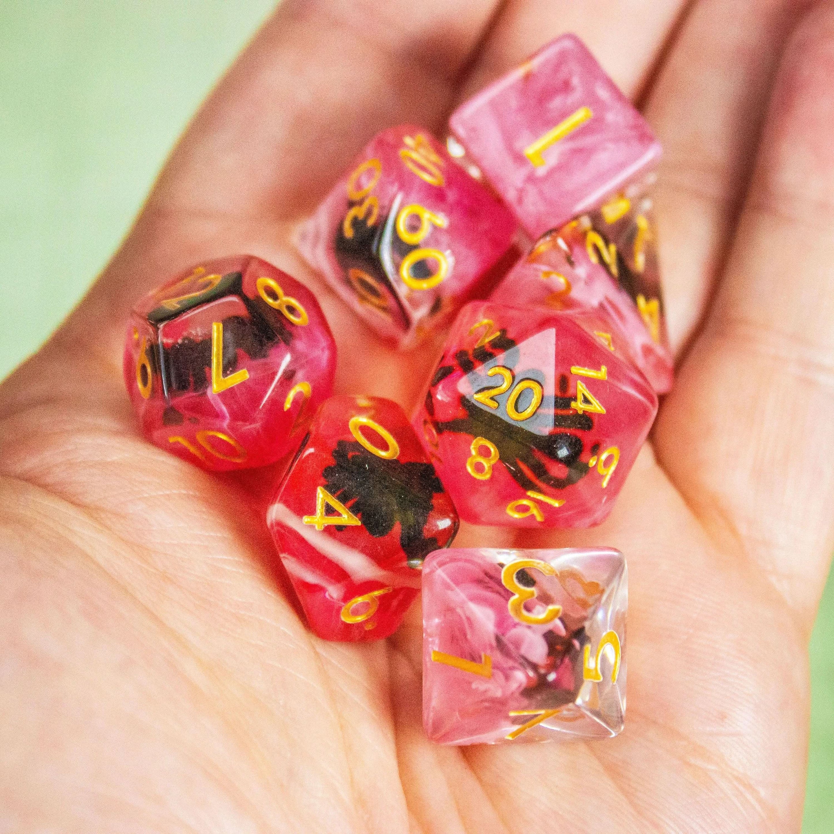 Spiders TTRPG Dice Set| Pink and Clear Transparent Dice (7) | Polyhedral Dice - MysteryDiceGoblins
