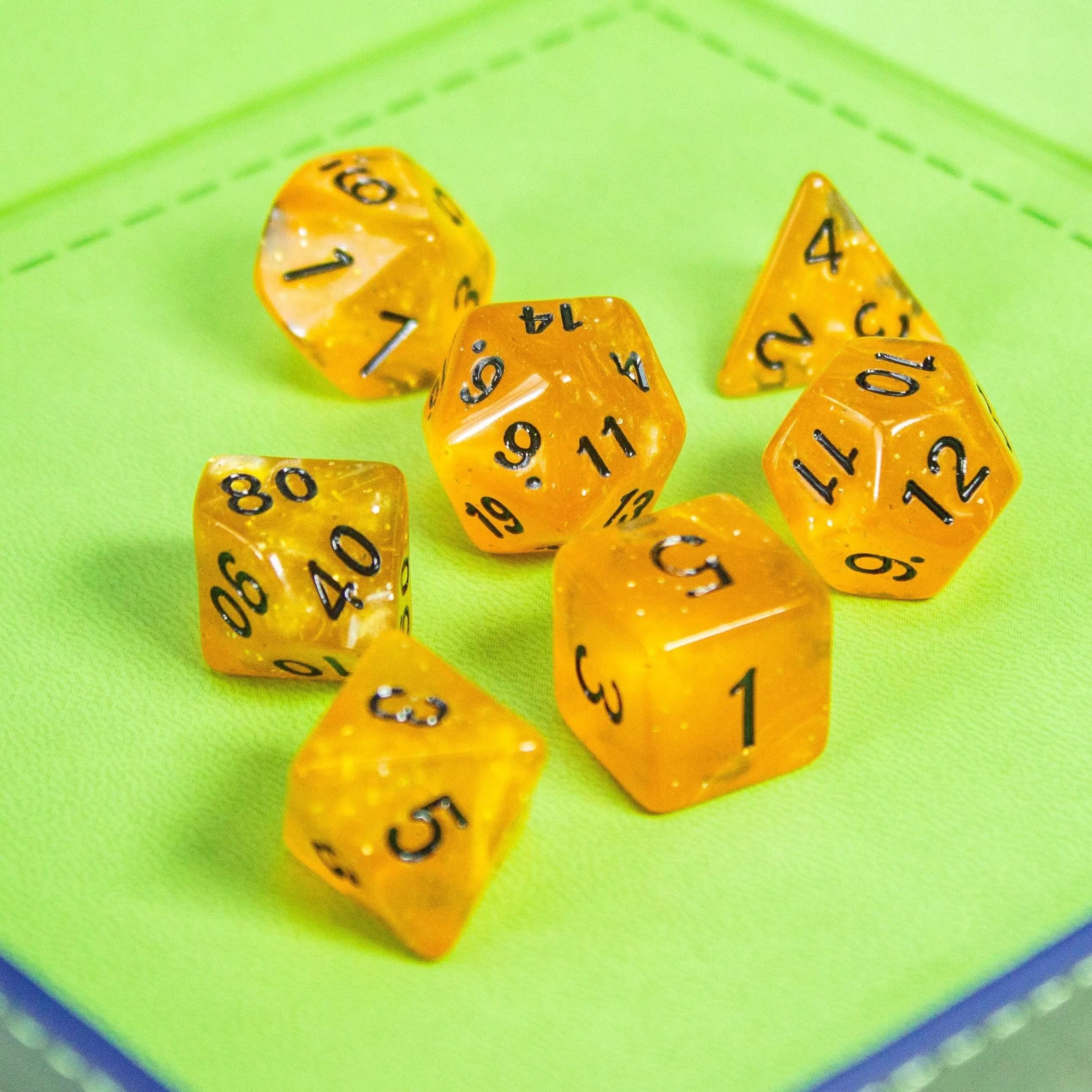 Honey Glitter Dice Set
