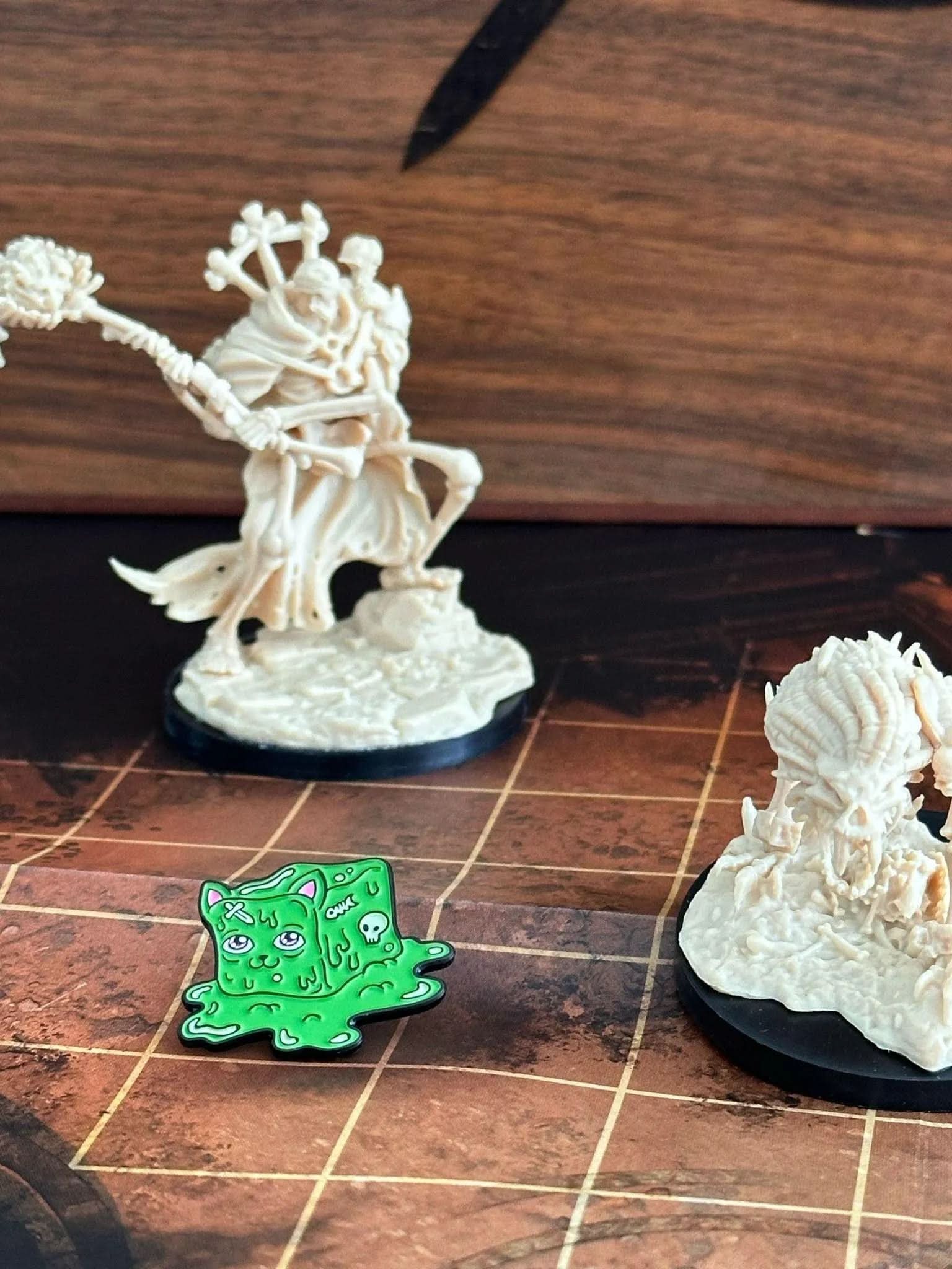 Gelatinous Cube Cat, TTRPG Enamel Pin, TTRPG Monster pin, Kawaii Cat Pin - MysteryDiceGoblins