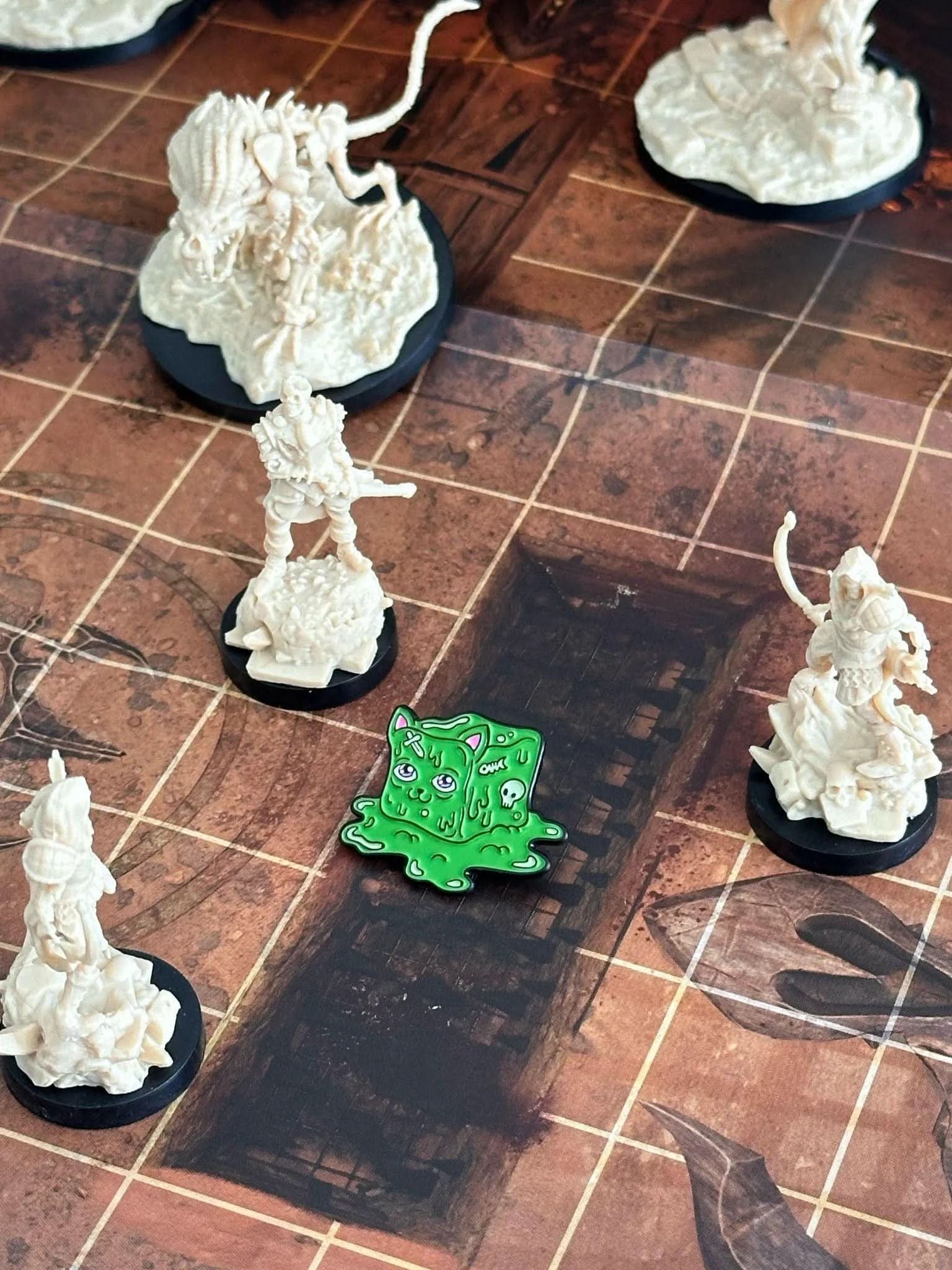 Gelatinous Cube Cat, TTRPG Enamel Pin, TTRPG Monster pin, Kawaii Cat Pin - MysteryDiceGoblins