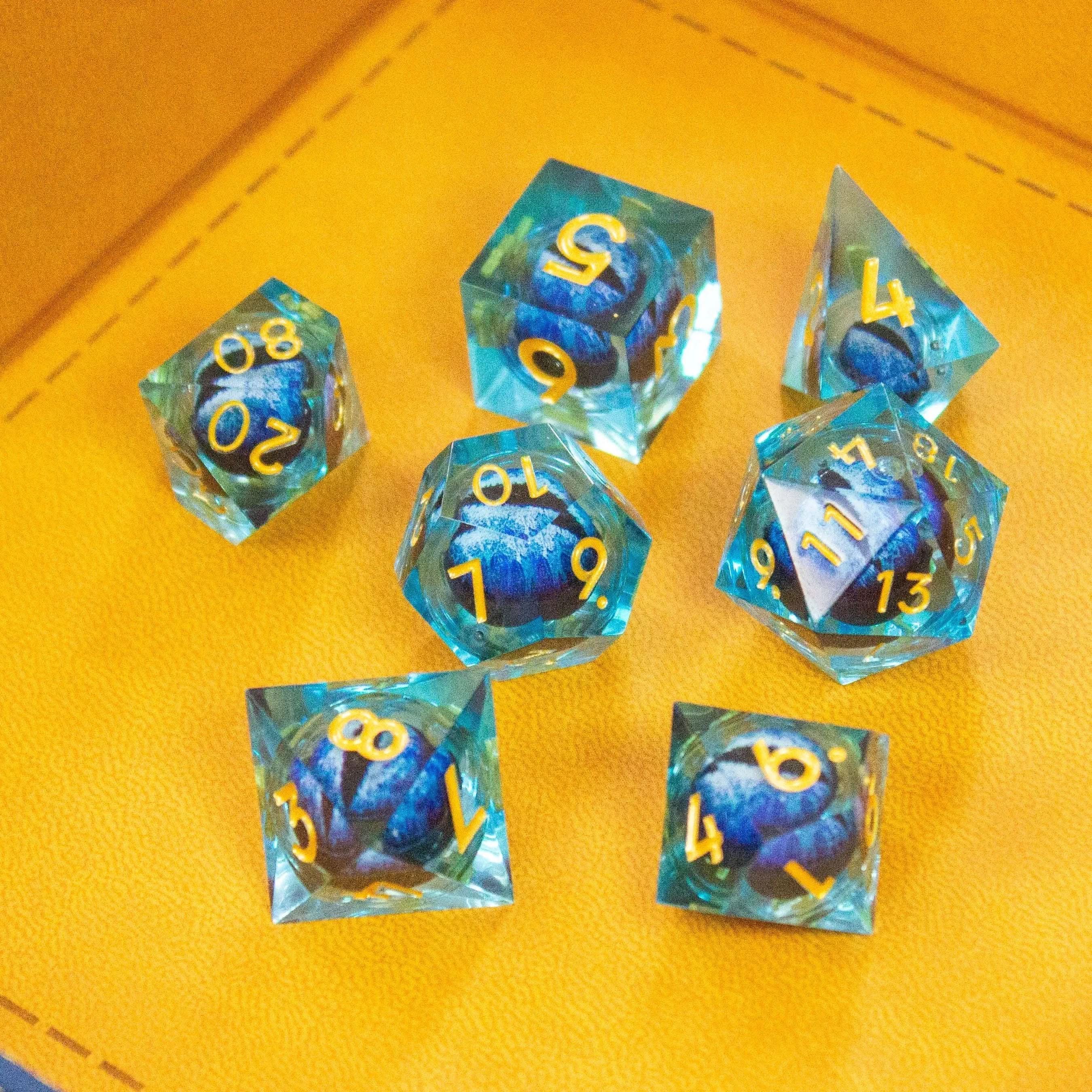 Liquid Core Blue Snake Eye Dice