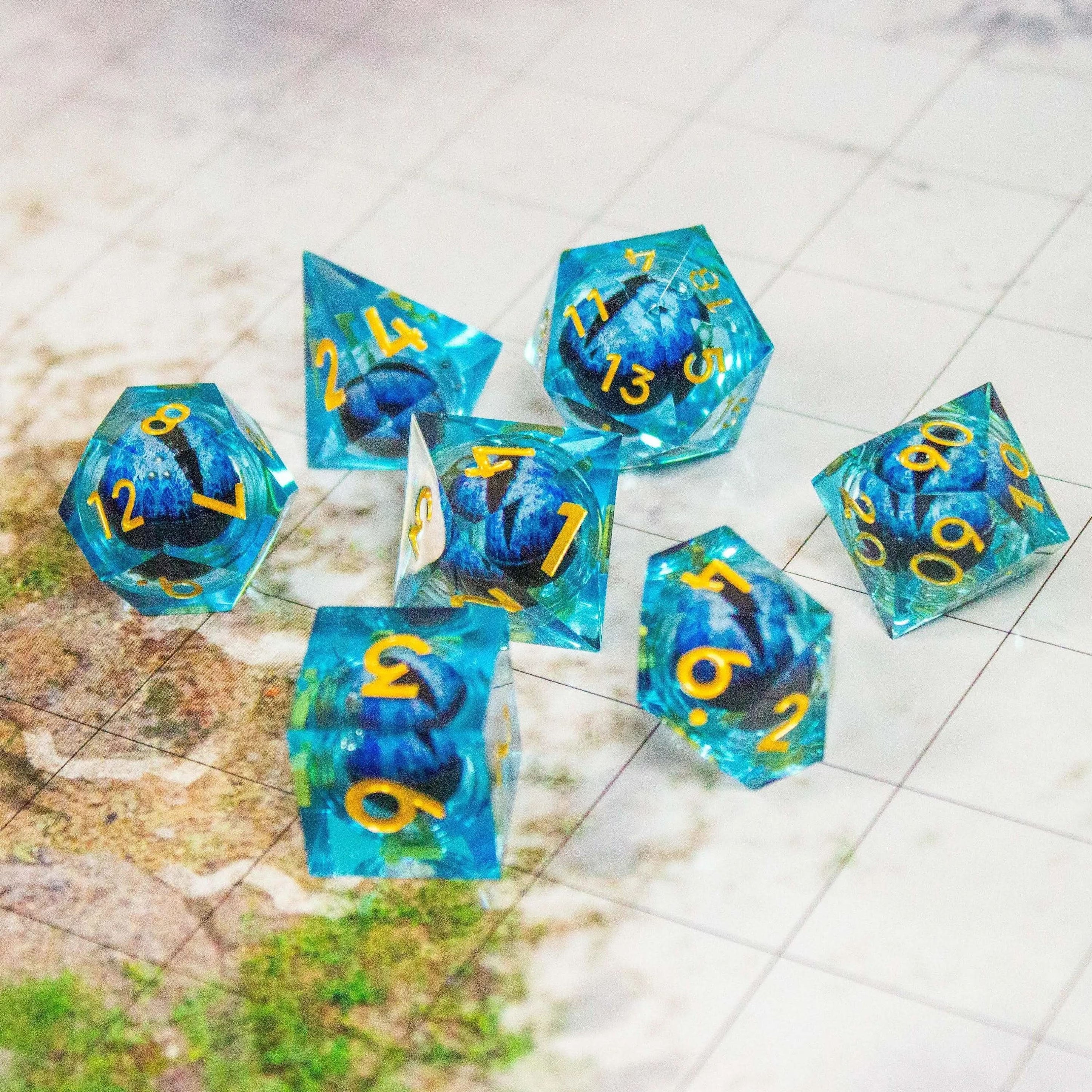 Liquid Core Moving Blue Snake Eye TTRPG Dice. Sharp Edged Dice TTRPG - MysteryDiceGoblins