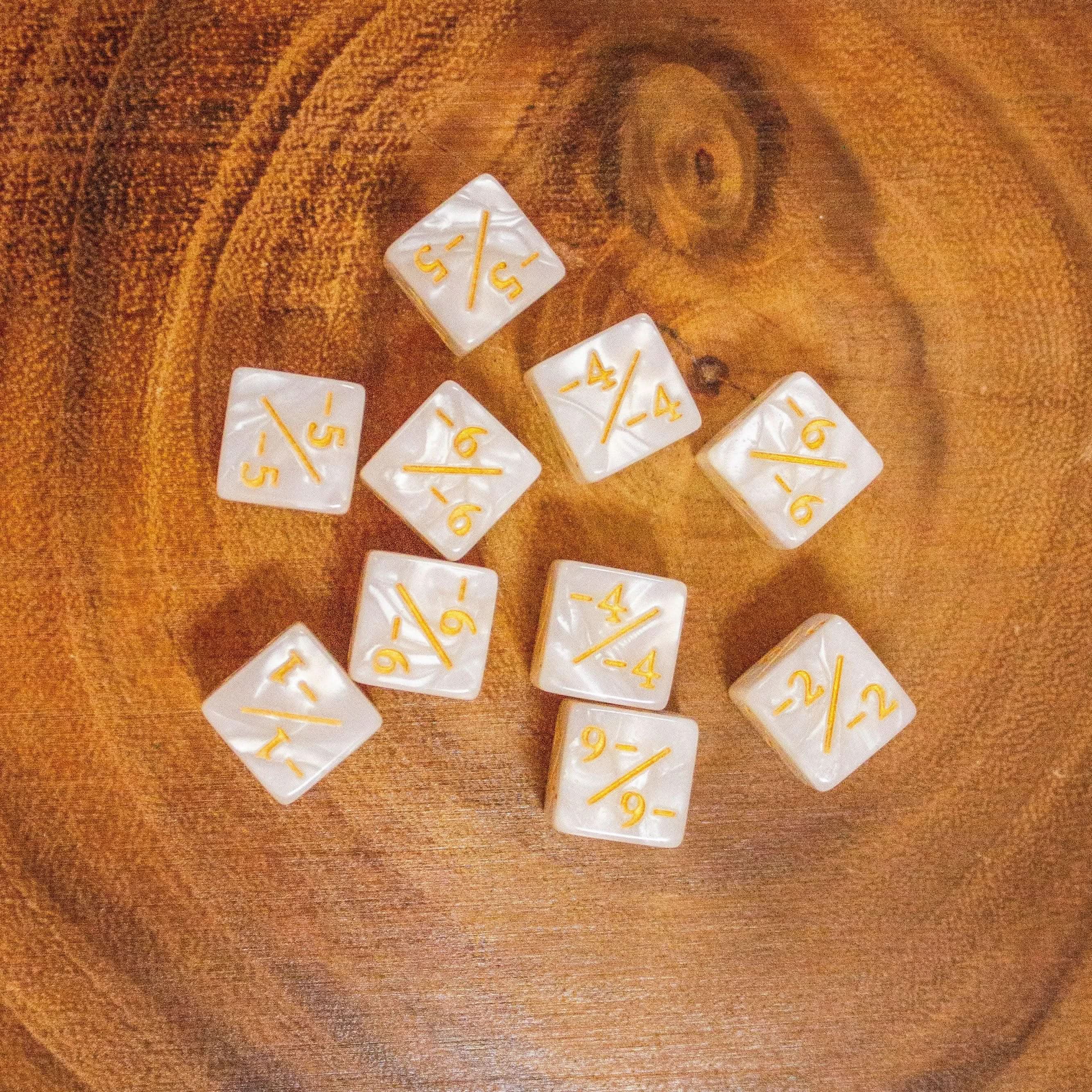 White Marbled Counter Dice! TCG Magic Counter +- Dice Magic Of The Gathering - MysteryDiceGoblins