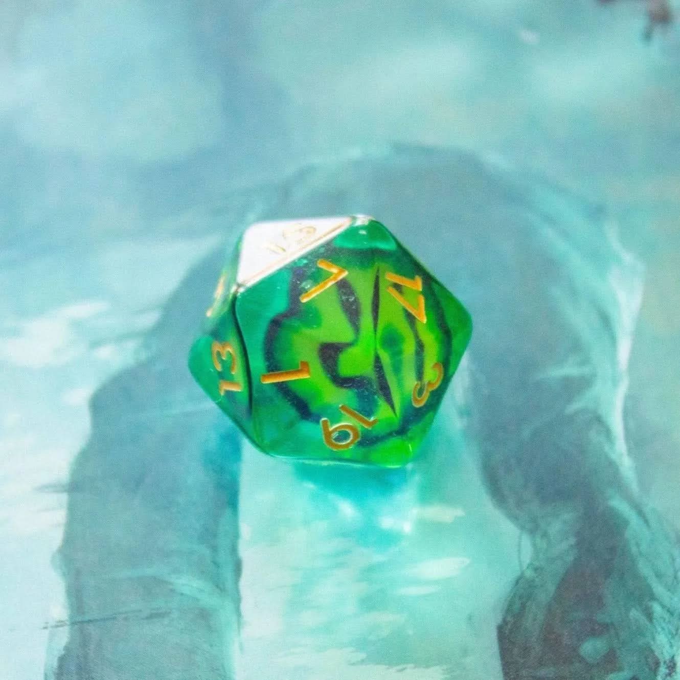 Green Snake Eyes Dice Set