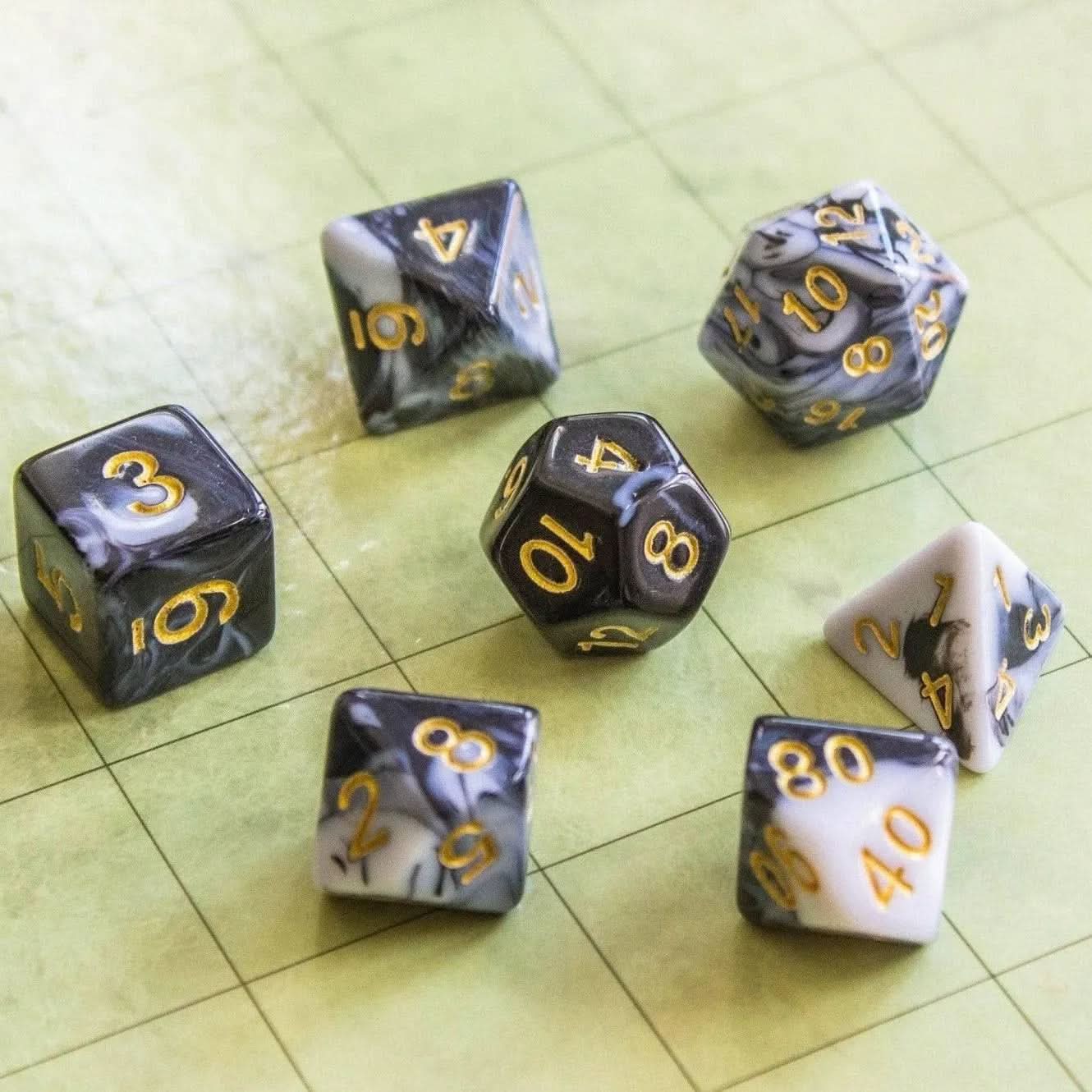 Rogue Dice Set - Mystery Dice Goblin