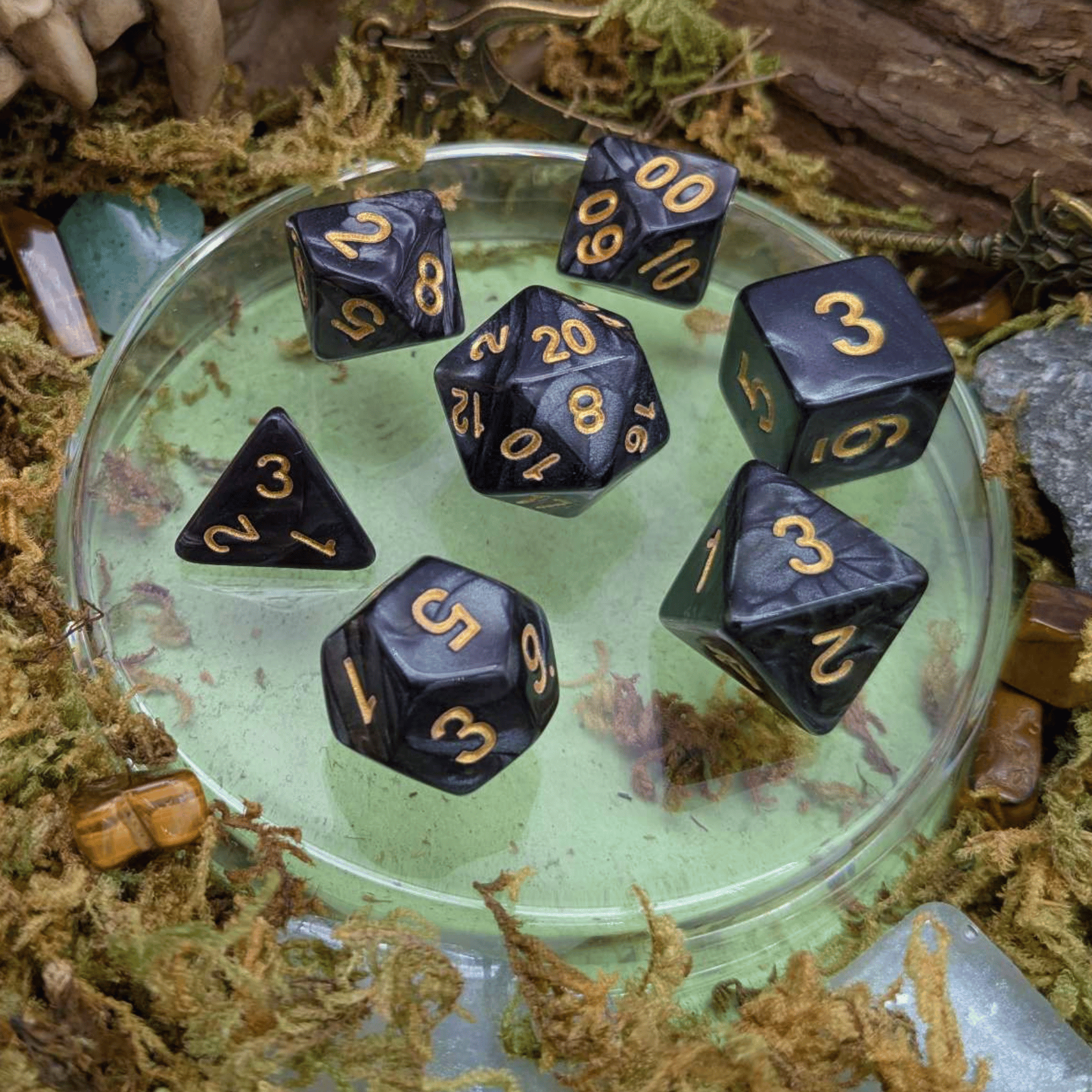 Pearl Black Dice Set