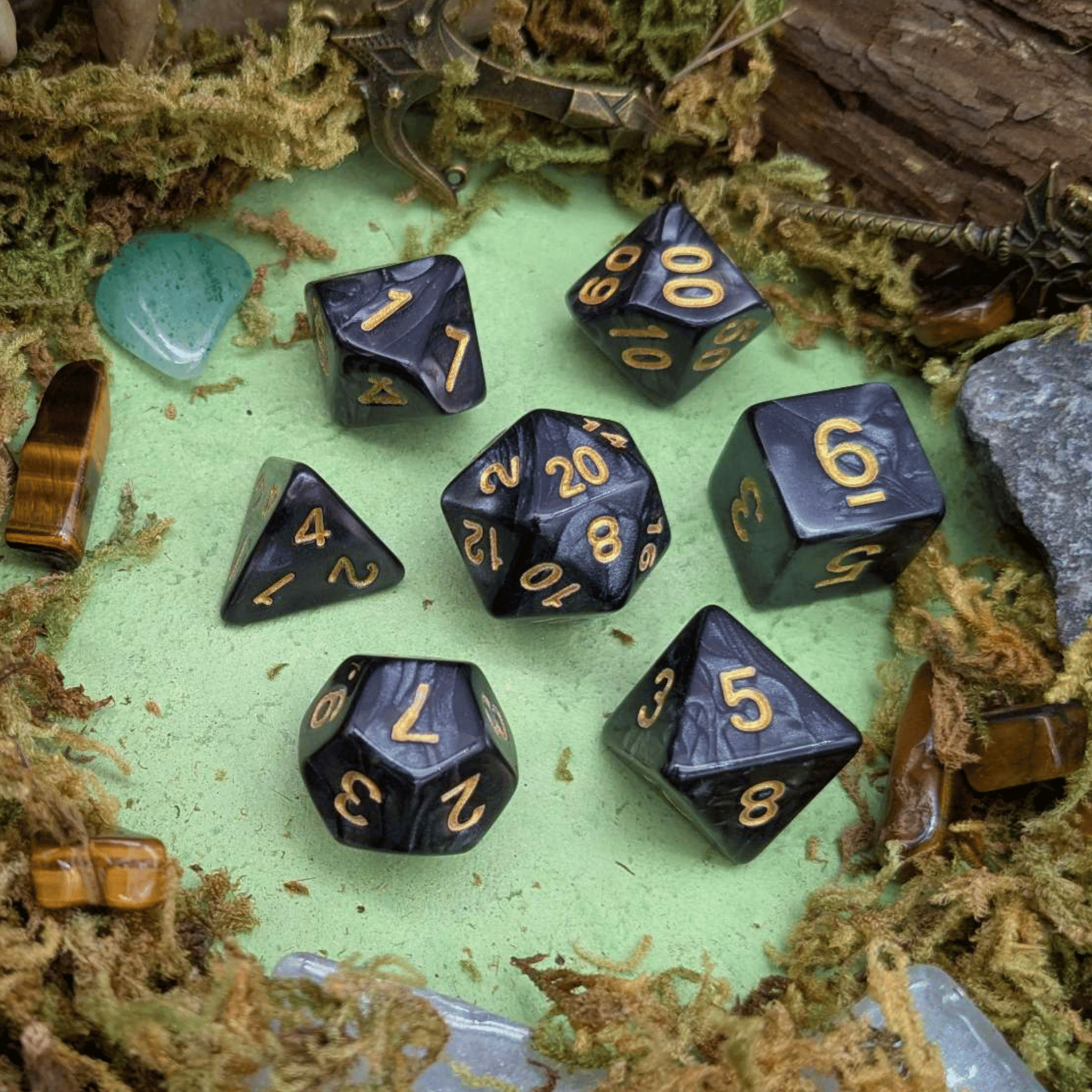 Pearl Black Dice Set