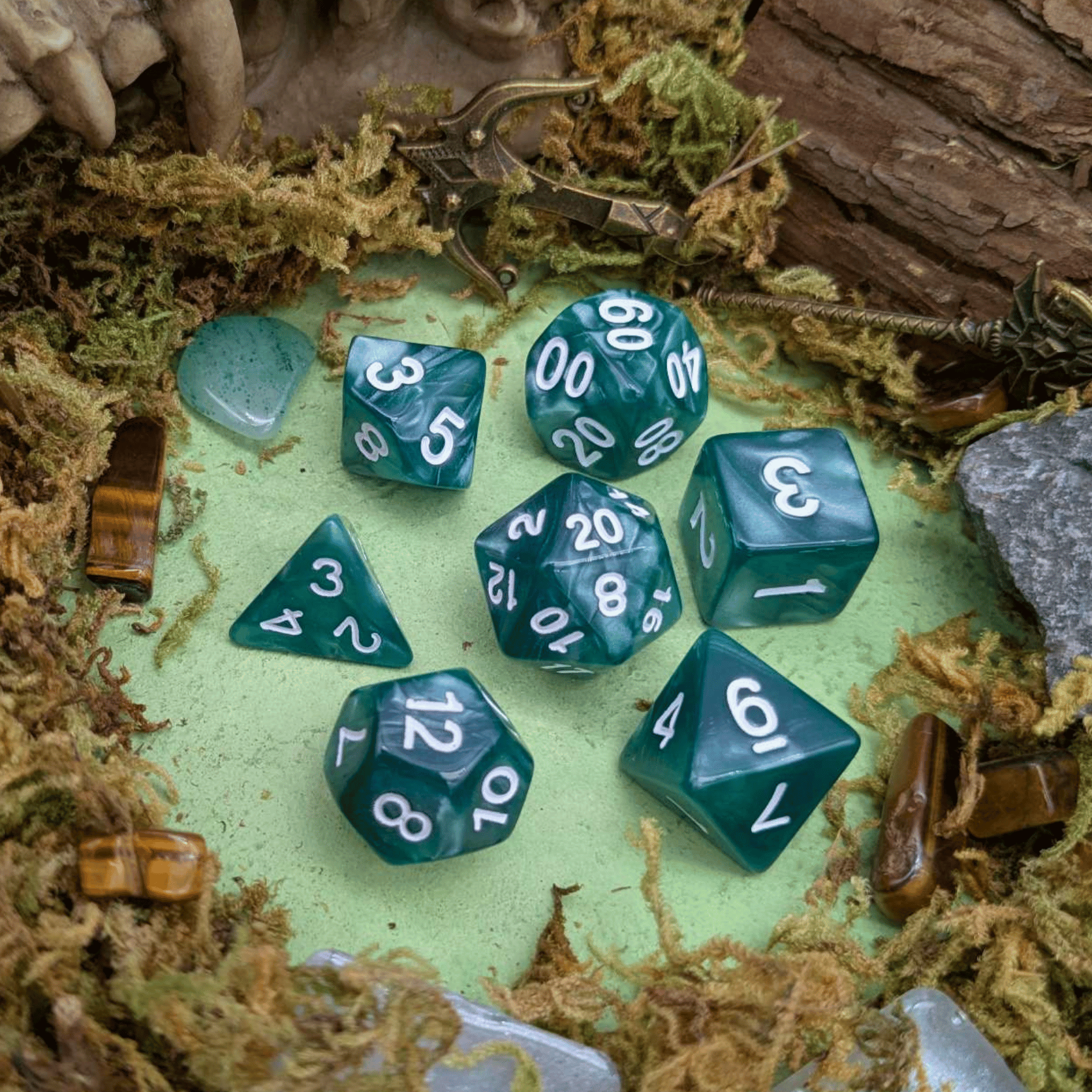 Pearl Hunter Green Dice
