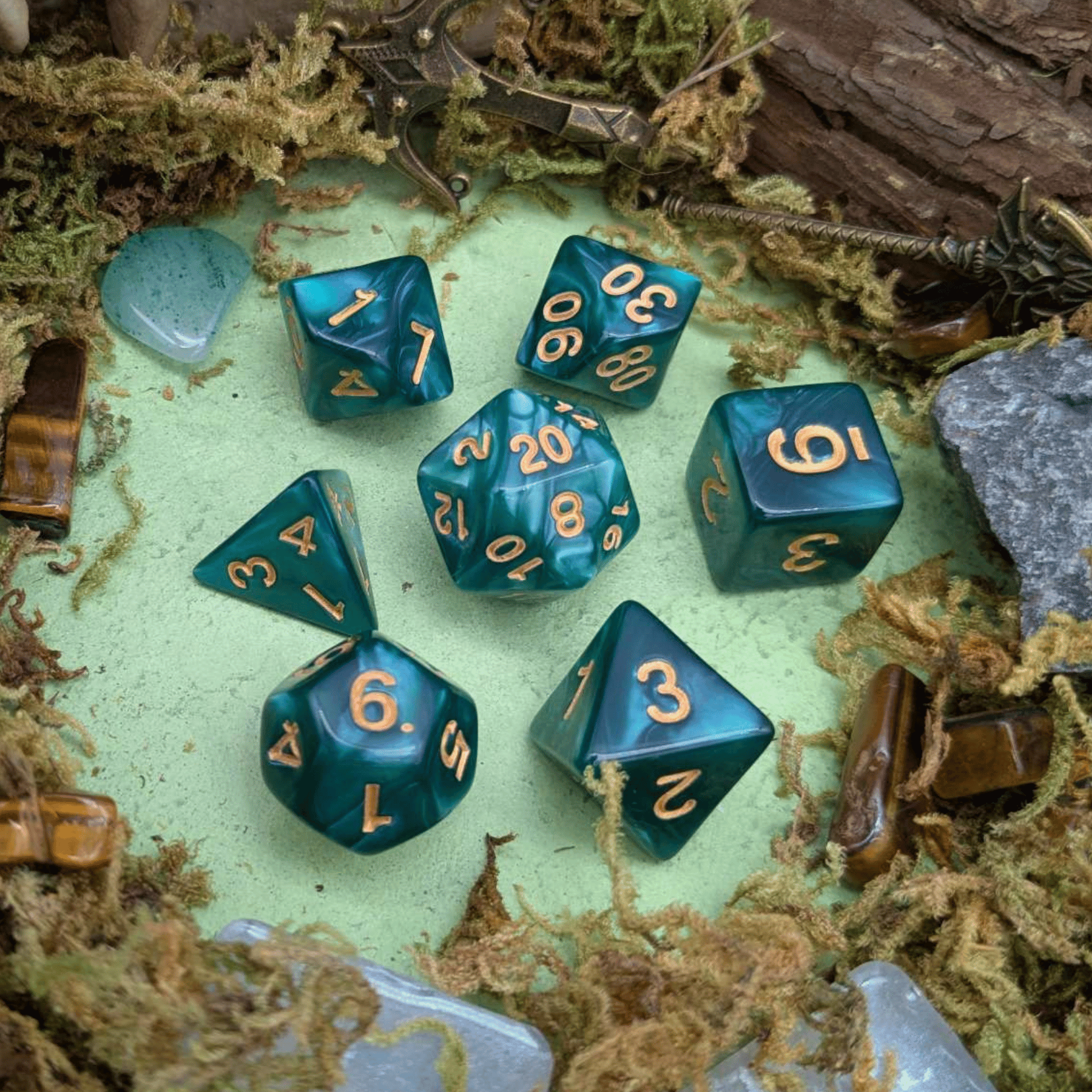 Ogre Green Pearl Dice Set