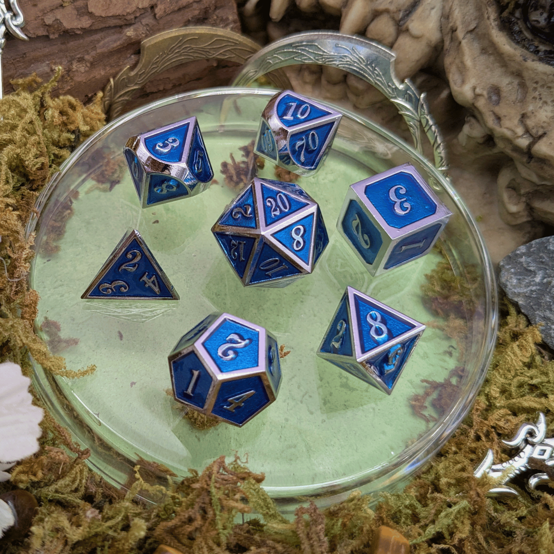 Simple Blue and Silver Metal Set