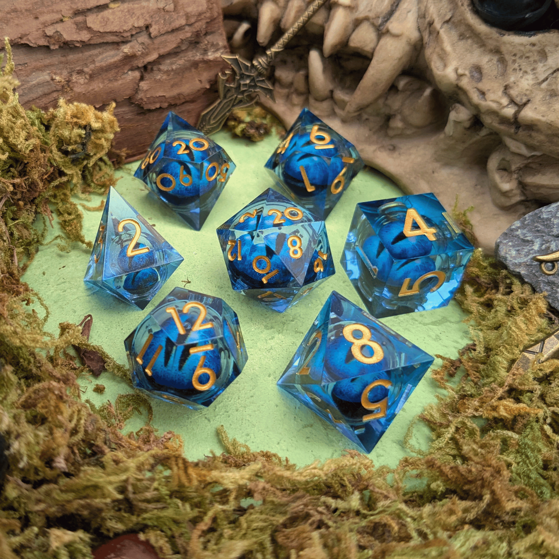 Liquid Core Blue Snake Eye Dice