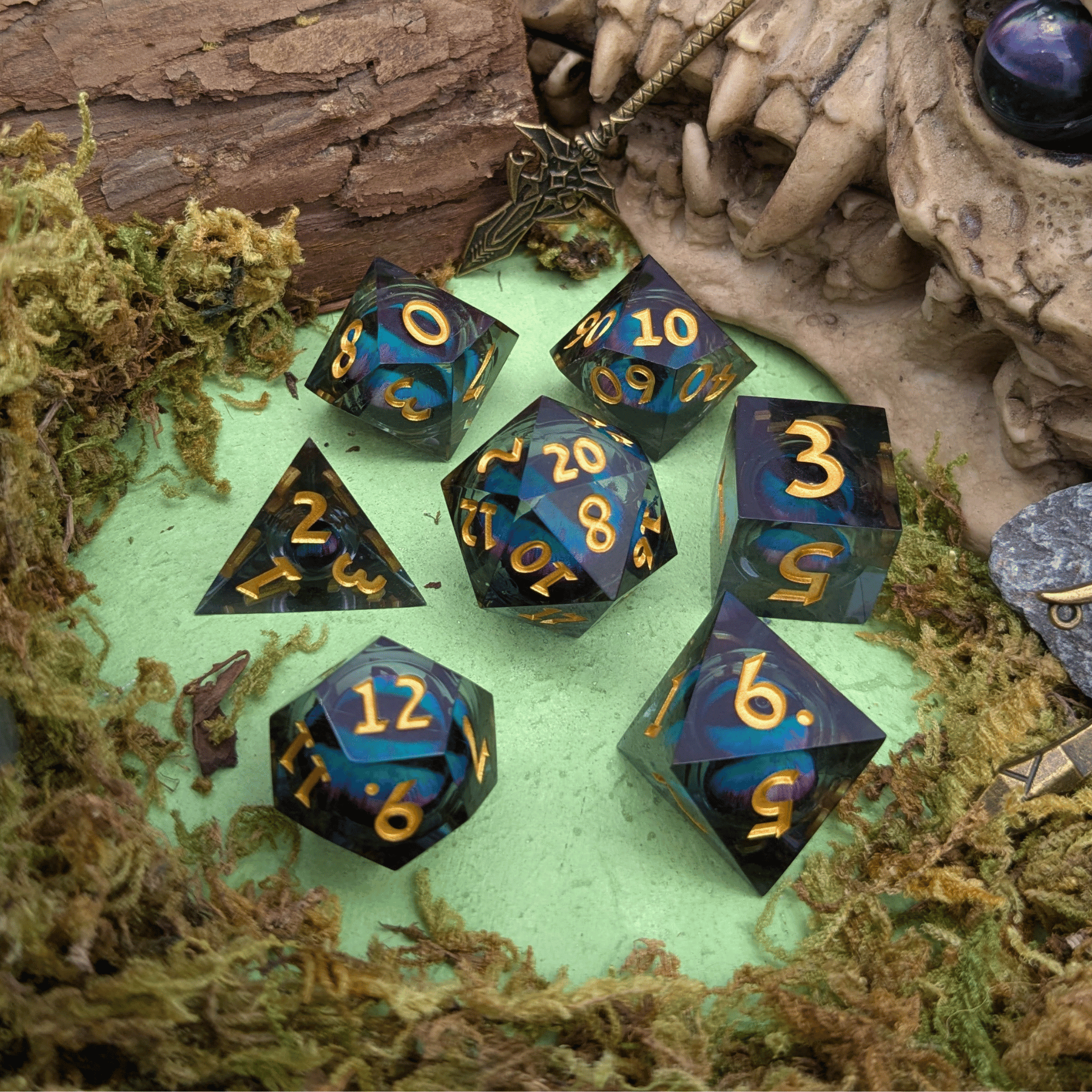 Snake Eye Purple and Blue Liquid Core Dice Set
