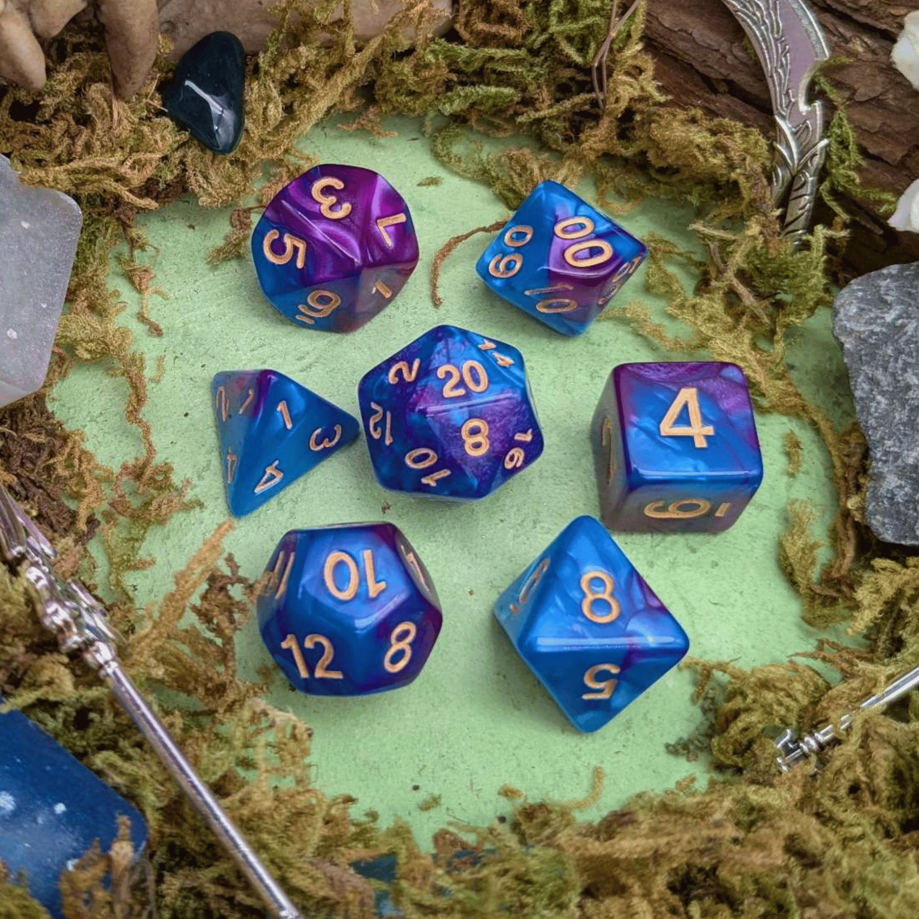 Tie-Dye Purple and Blue Dice Set