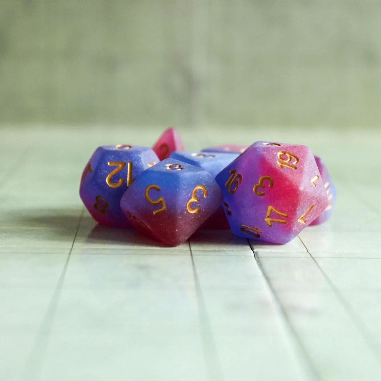 Bi-Sexual Flag Dice, celebrate diversity and roll with style with these stunning multicoloured polyhedral dice - MysteryDiceGoblins