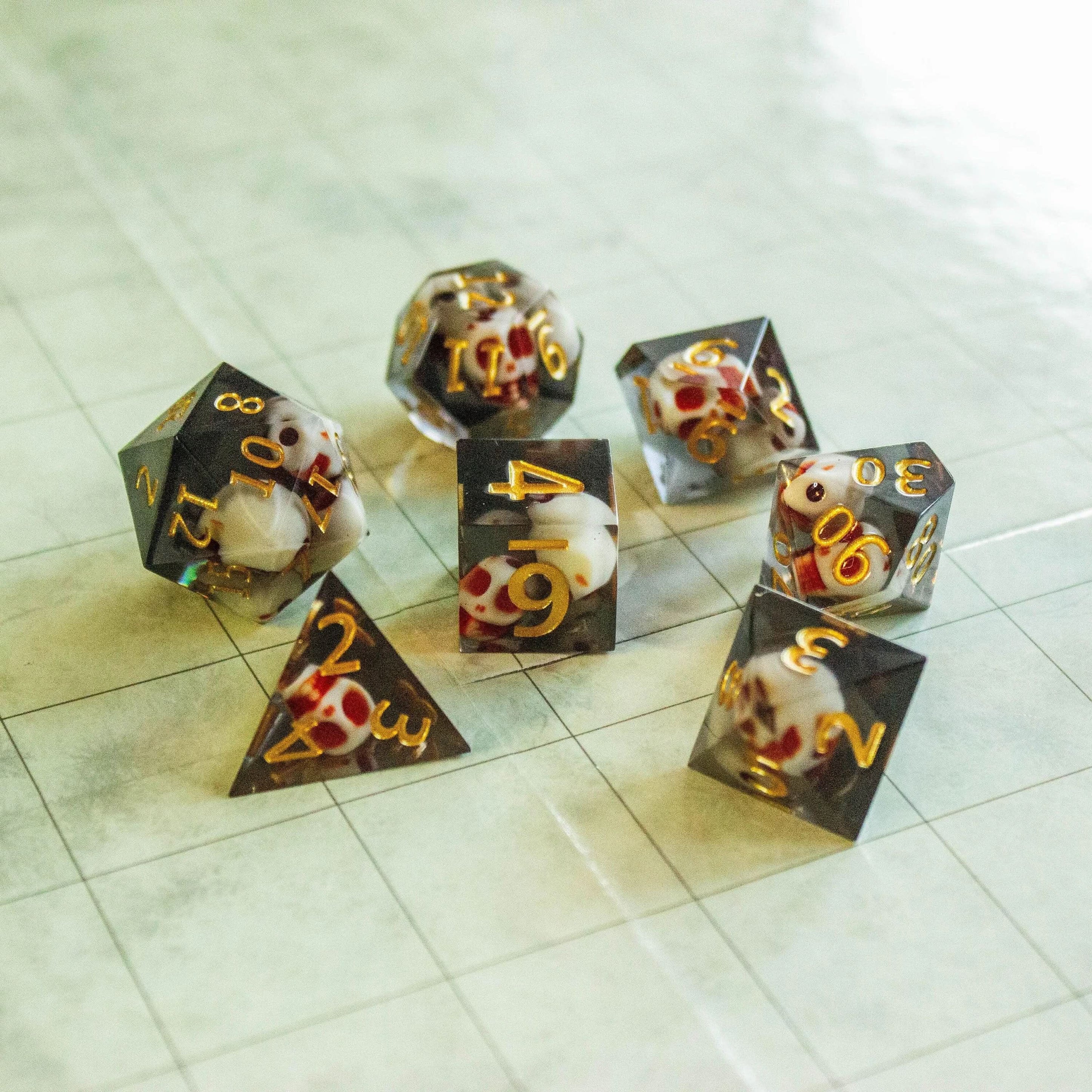 Skull Black Resin TTRPG Dice, TTRPG Sharp Edge Dice Set for , Polyhedral Dice Set - MysteryDiceGoblins