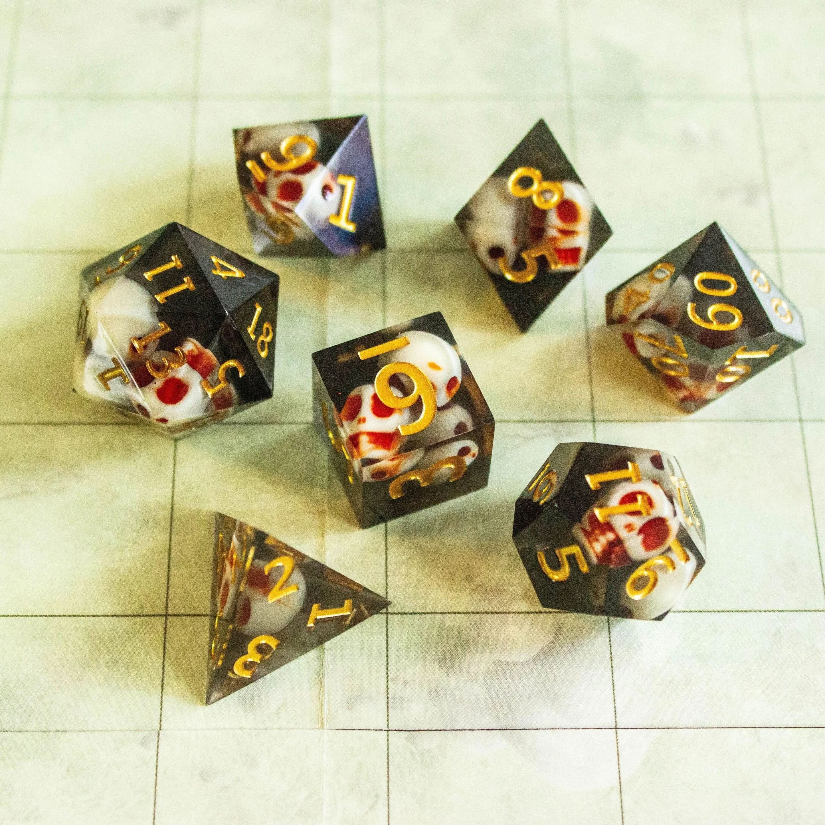 Skull Black Resin TTRPG Dice, TTRPG Sharp Edge Dice Set for , Polyhedral Dice Set - MysteryDiceGoblins