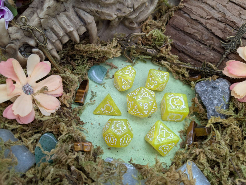 Dragon Yellow Dice Set