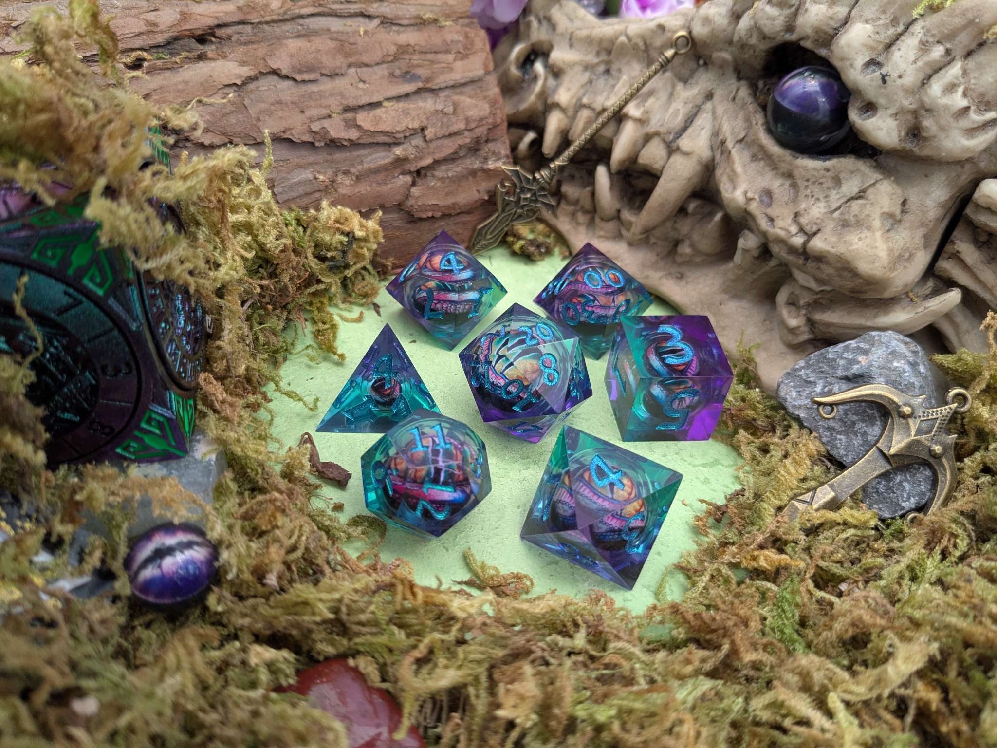 Purple Green Dragon Eye Liquid Core Dice Set