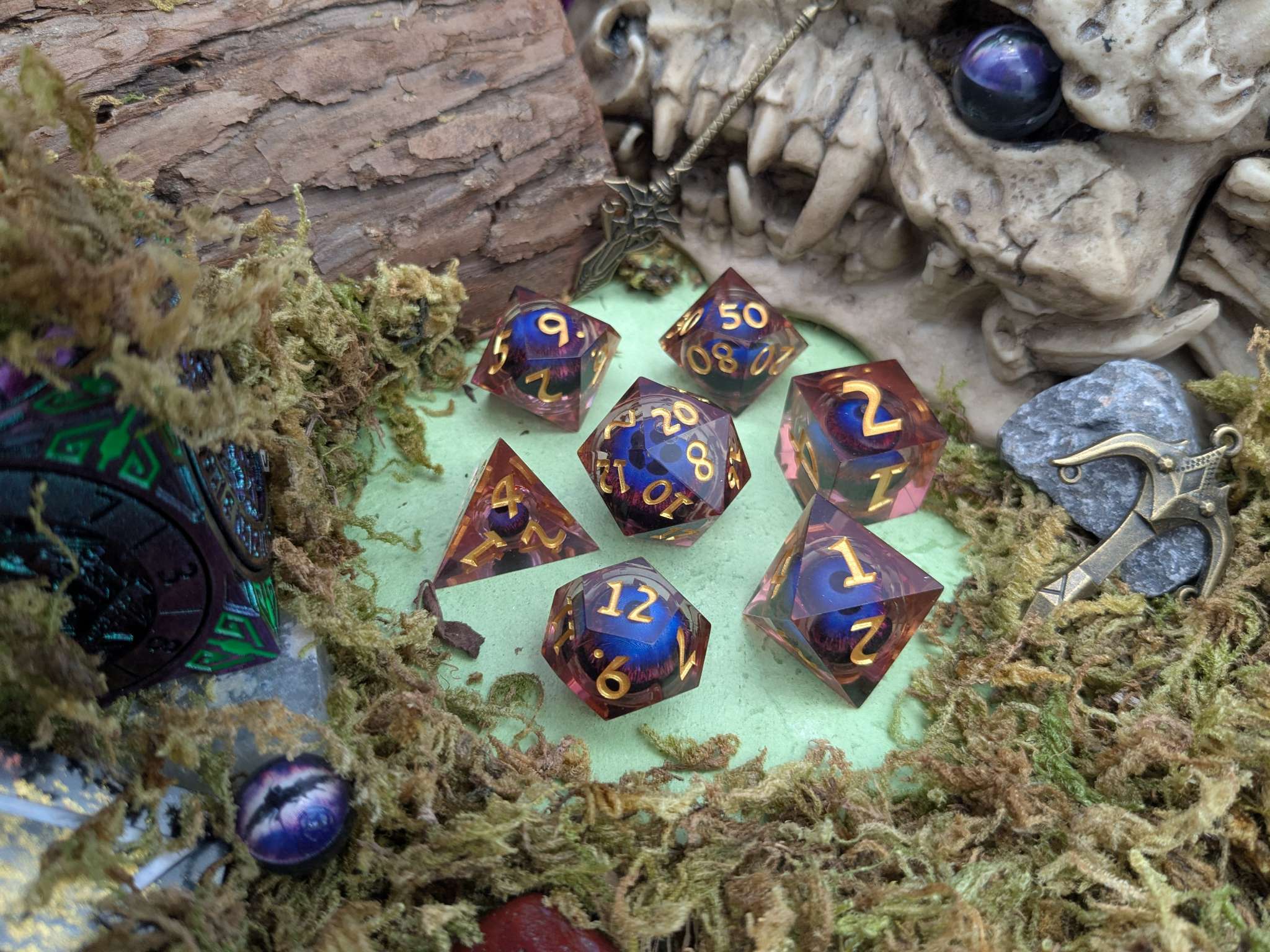 Hydra Eye Pink and Purple Liquid Core Dice Set