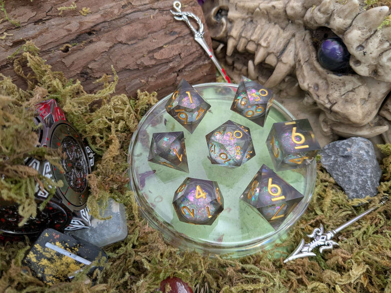 Black Liquid Core Shimmer Dice with Gold Numbering