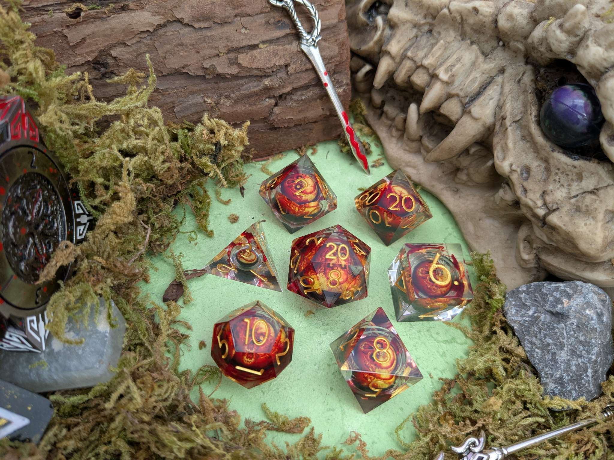 Skull Flame Liquid Core Dice Set