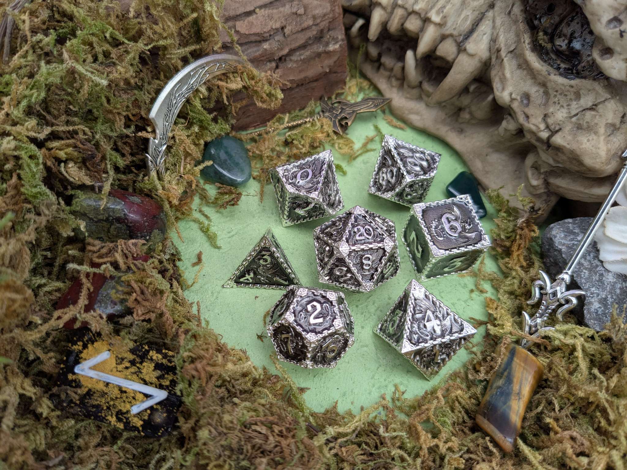 Dragon Black and Silver Metal Core Dice Set