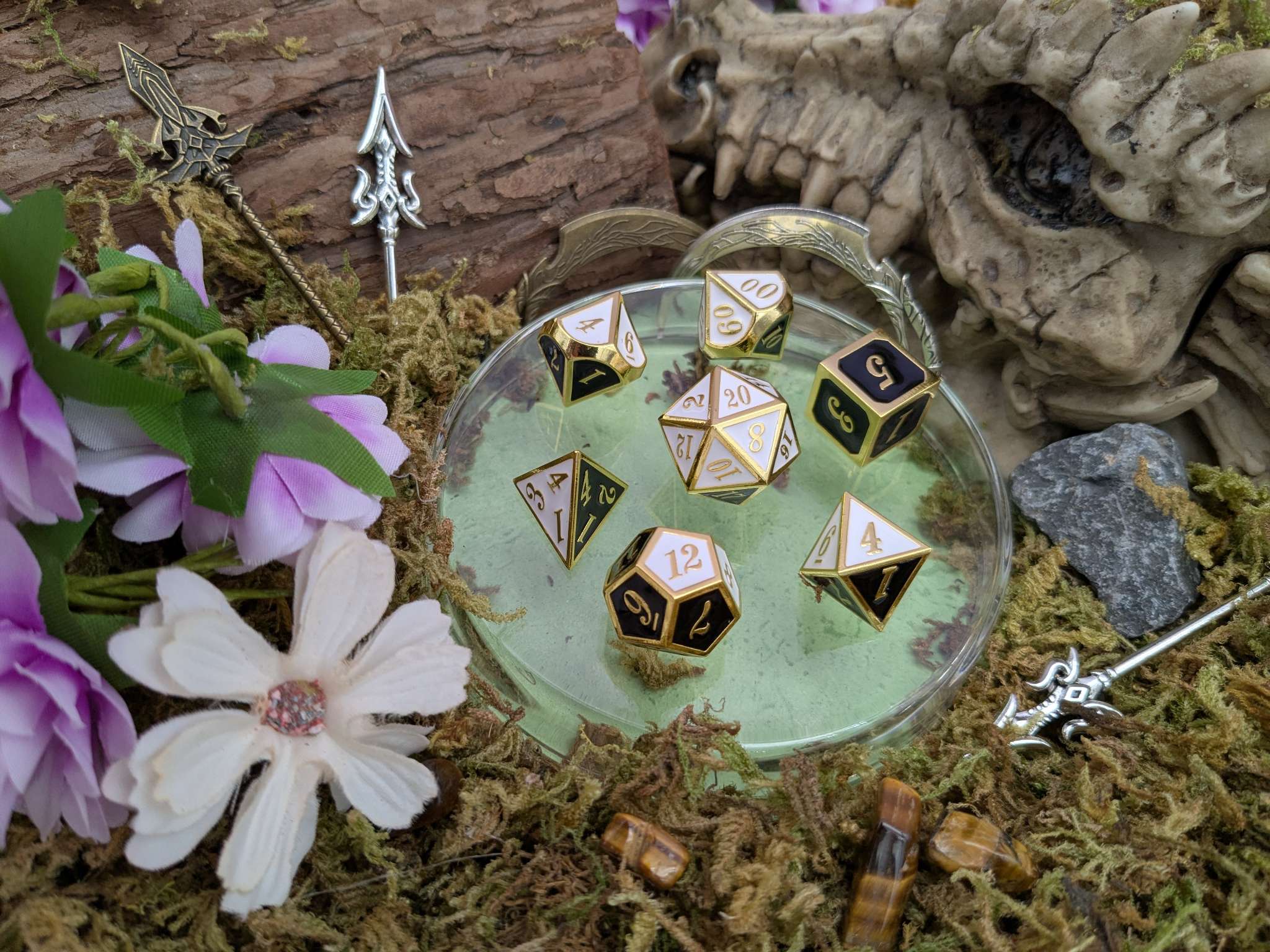 Dual Tone Black White and Gold Metal Core Dice Set