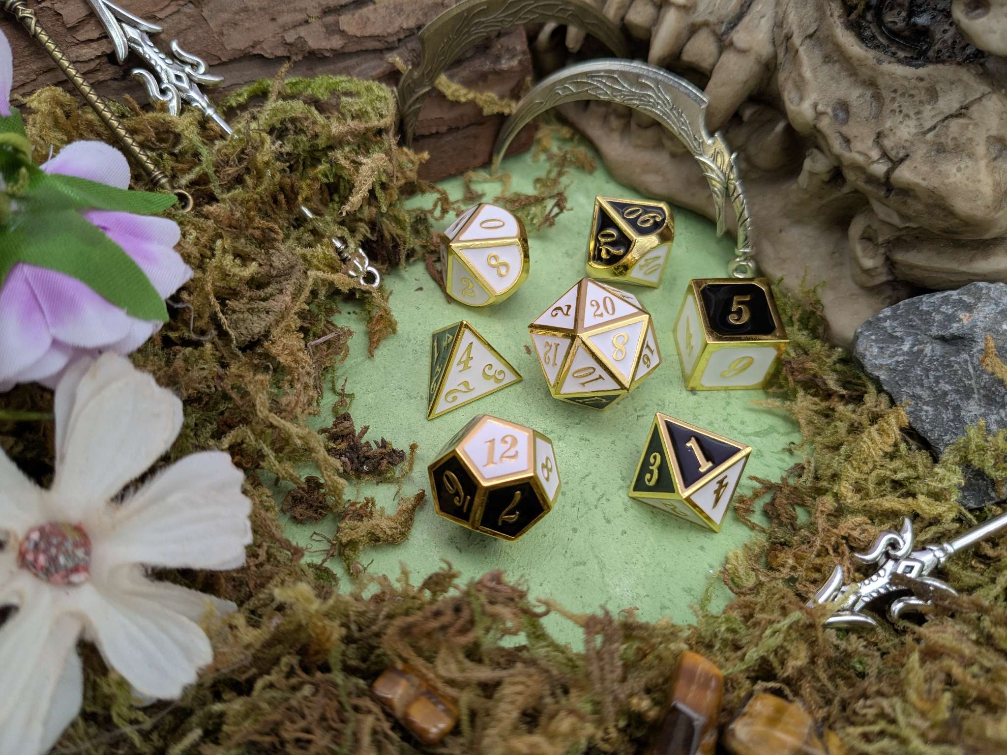 Dual Tone Black White and Gold Metal Core Dice Set