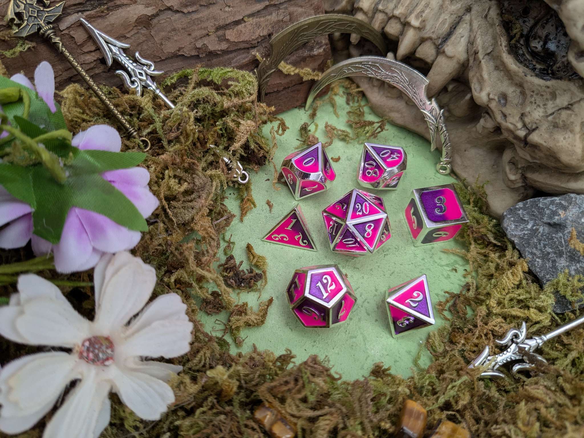 Dual Tone Pink Purple and Silver Metal Core Dice Set