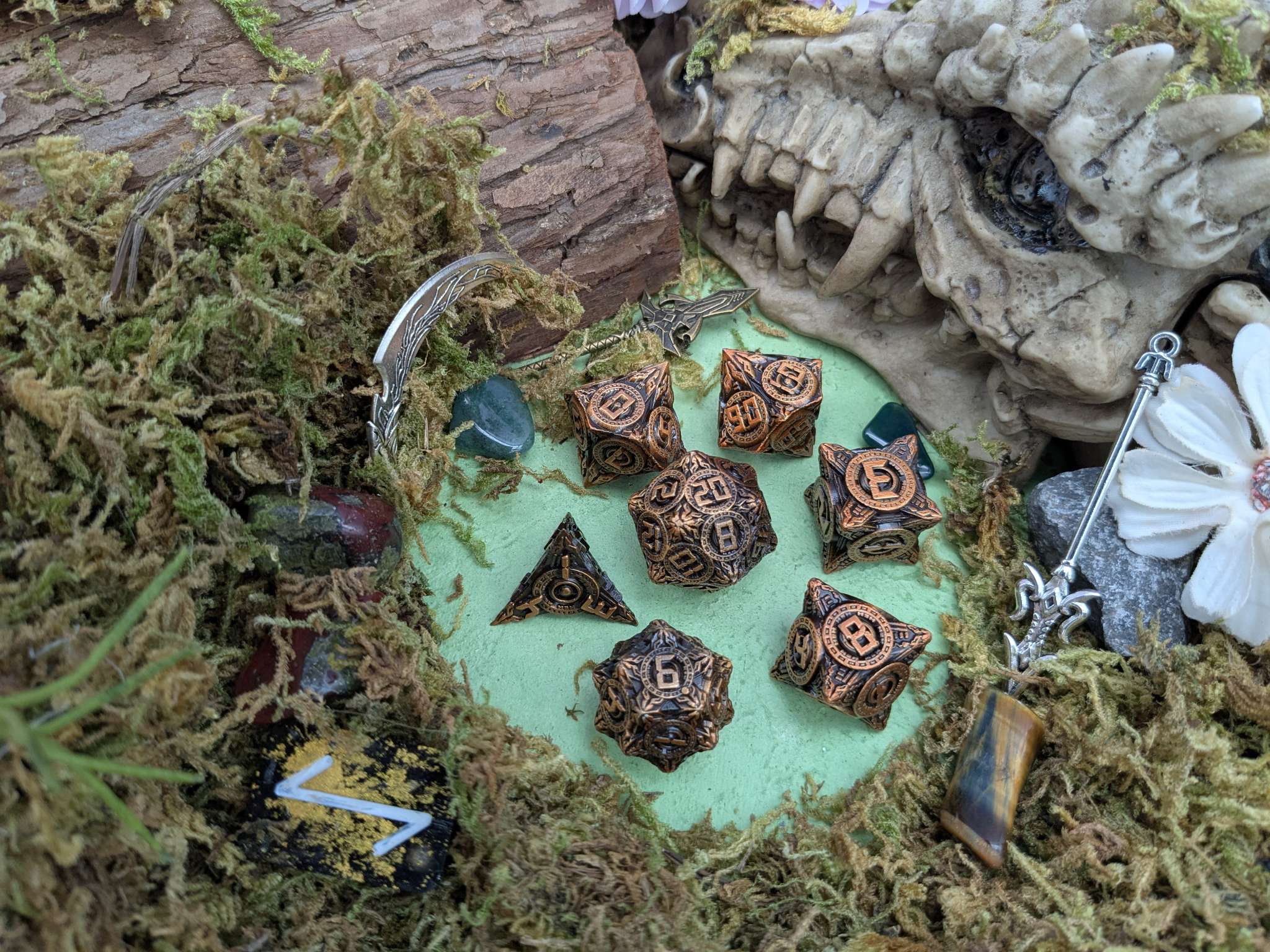 Engine Copper Metal Core Dice Set