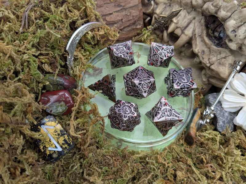 Point Splatter Metal Core Dice Set