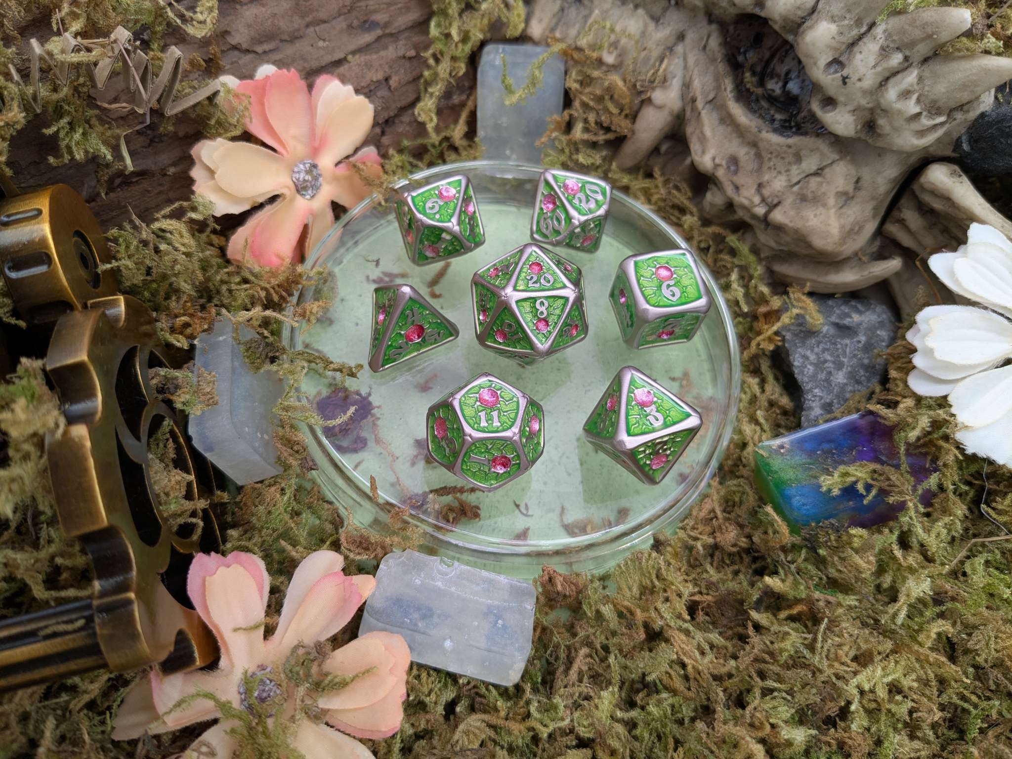 Royal Green Metal Core Dice Set