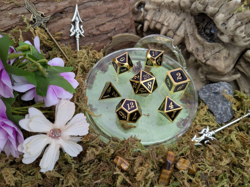 Simple Black and Gold Metal Core Dice Set