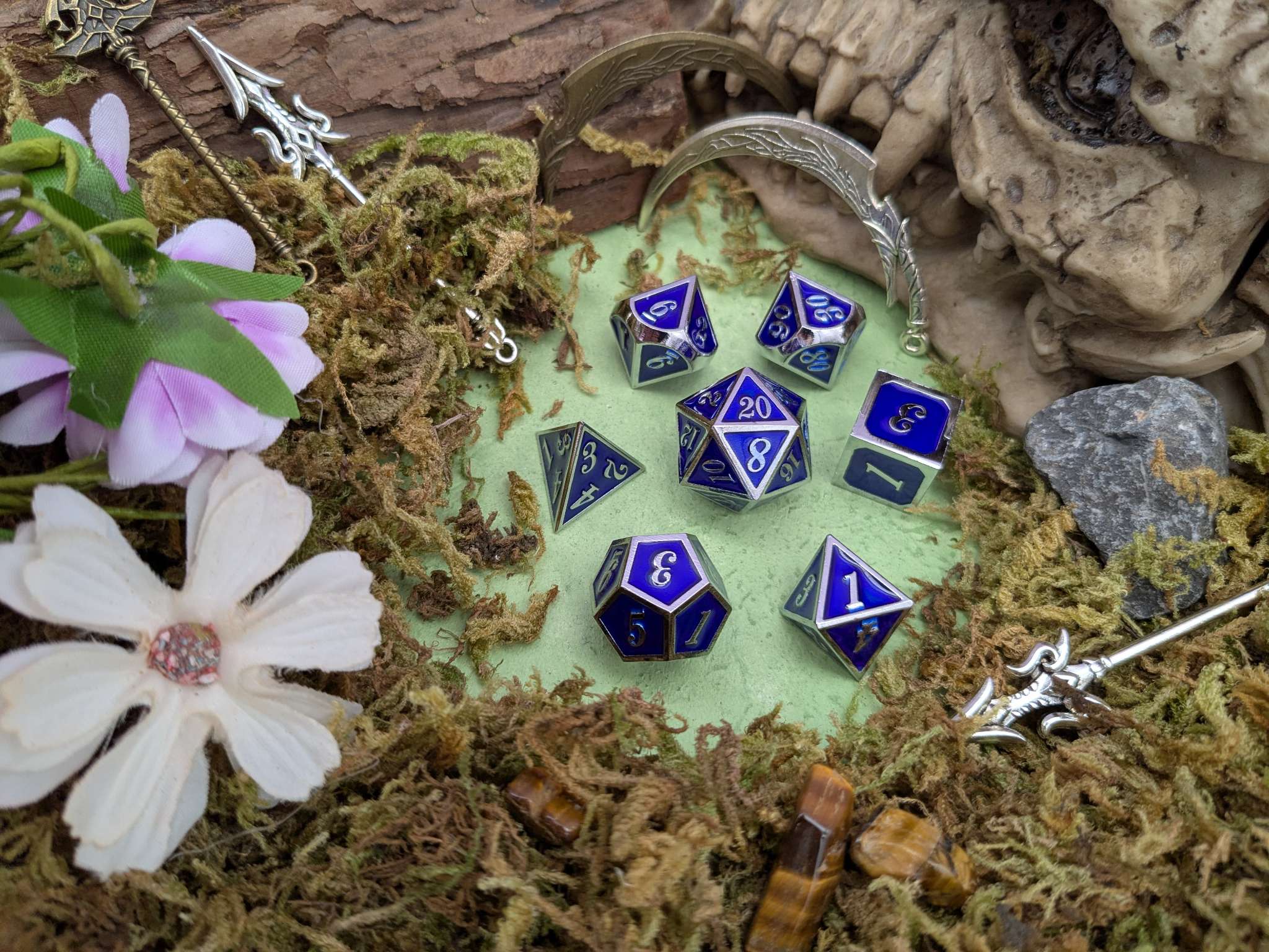 Simple Dark Blue and Silver Metal Core Dice Set