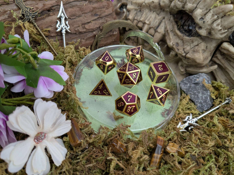 Simple Dark Red and Gold Metal Core Dice Set