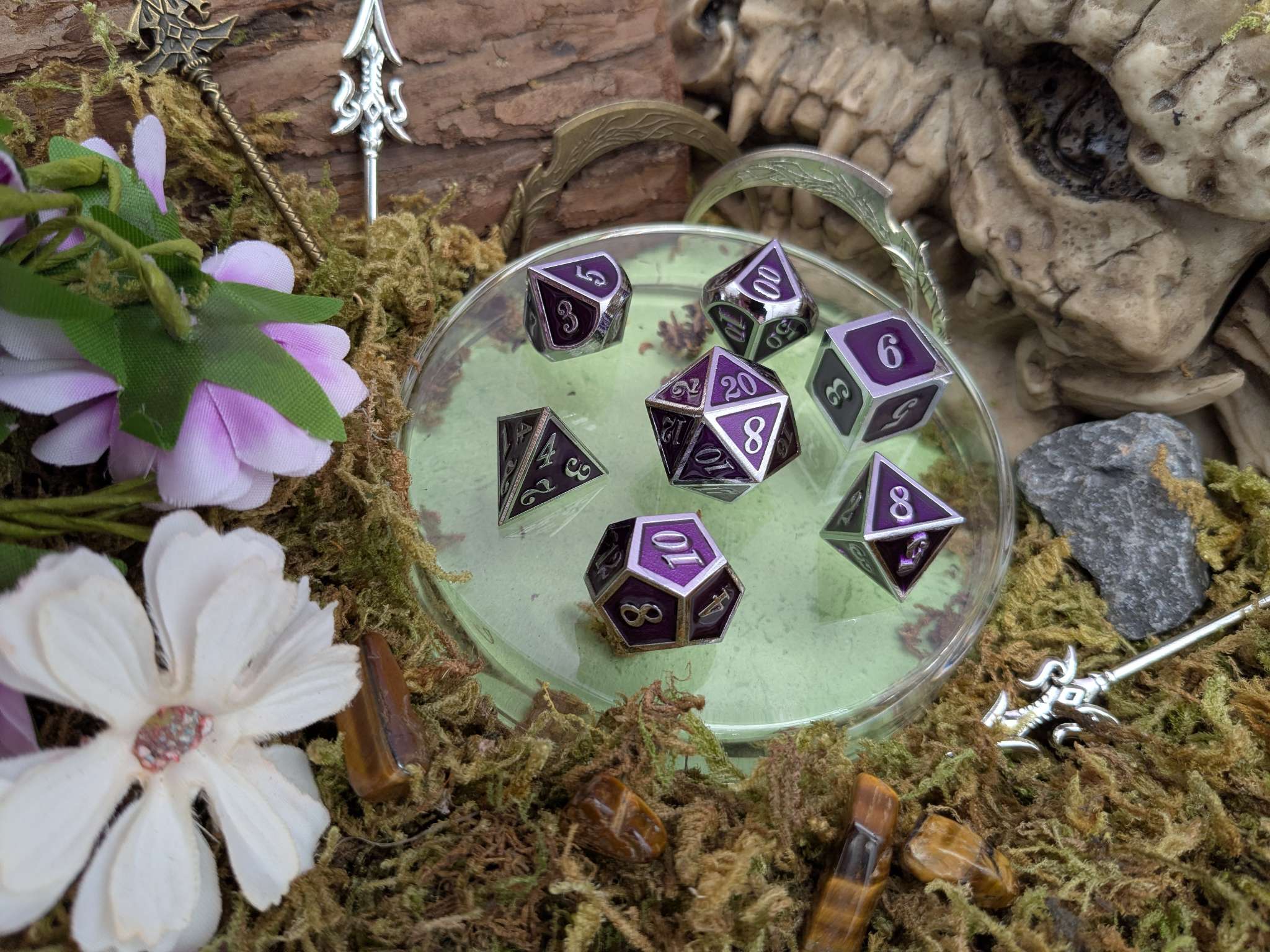 Simple Purple and Silver Metal Core Dice Set