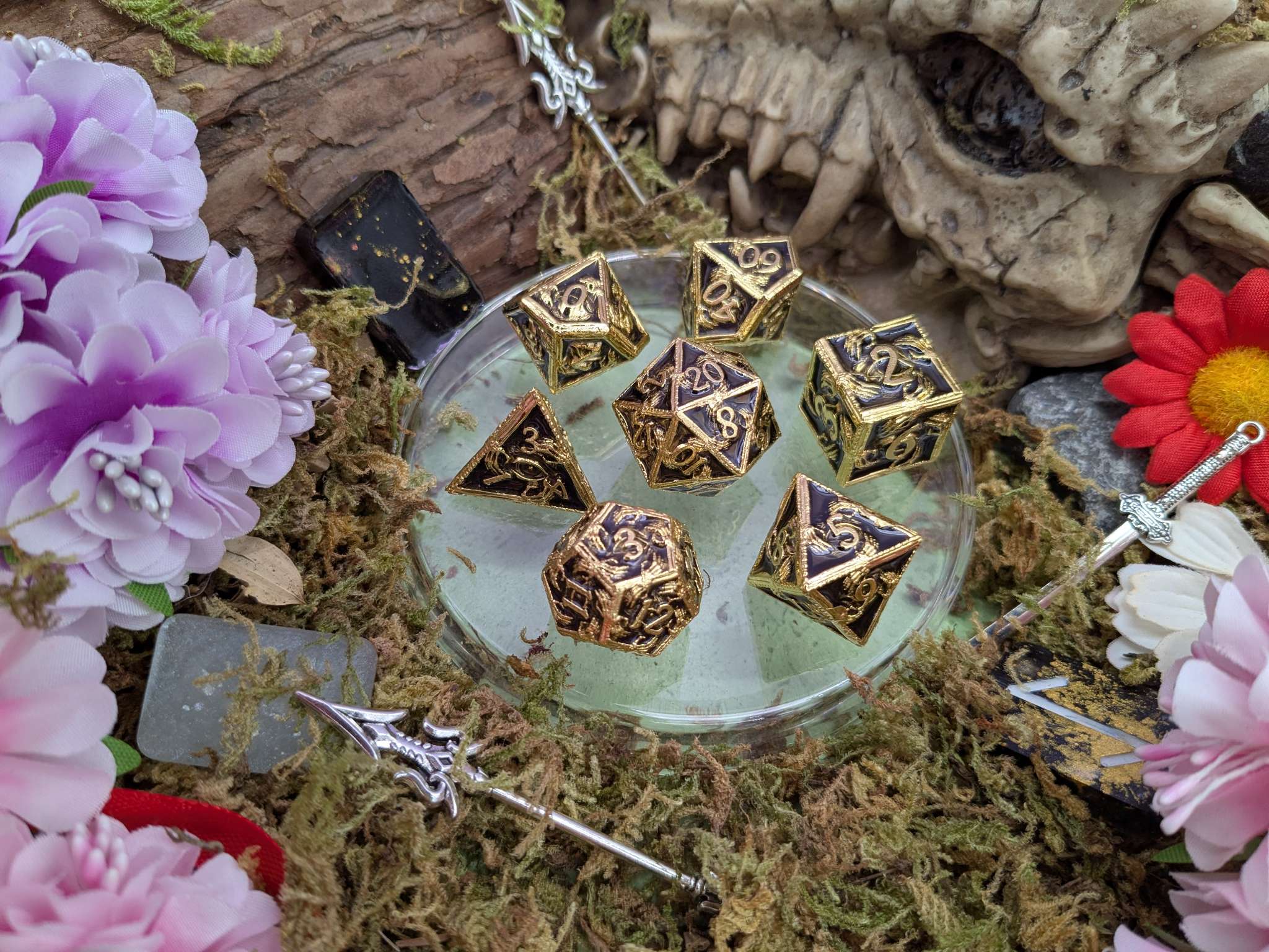 Skeleton Black and Gold Metal Core Dice Set