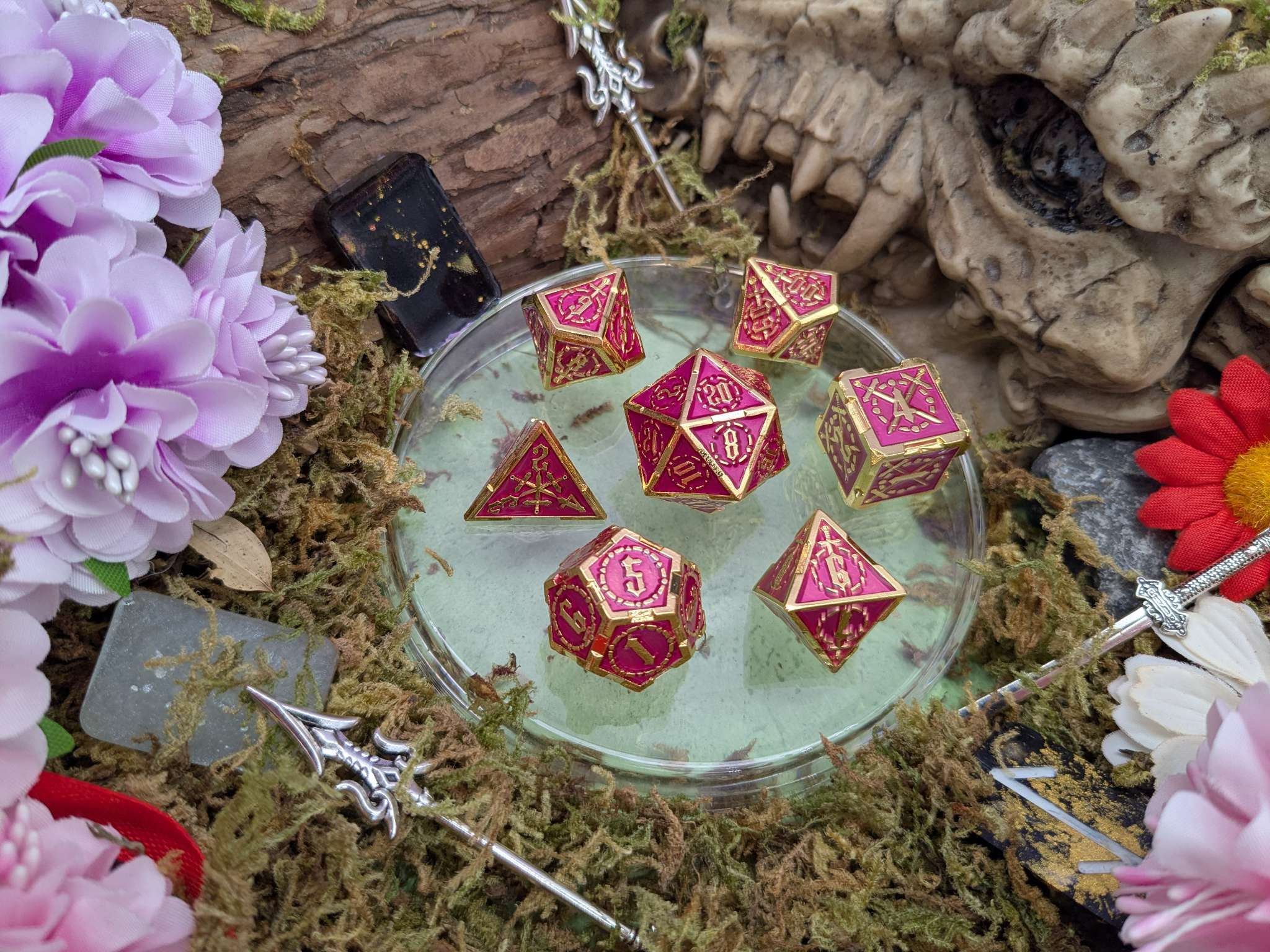 Swords Red and Gold Metal Core Dice Set