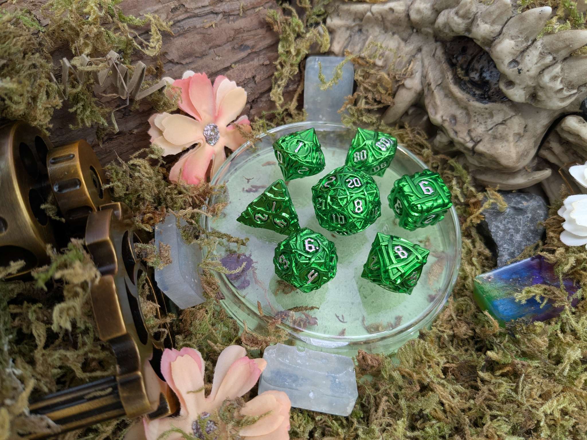 Thorns Green Metal Core Dice Set