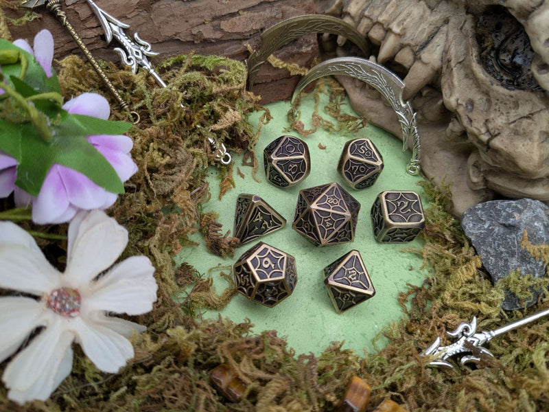 Web Gold Metal Core Dice Set