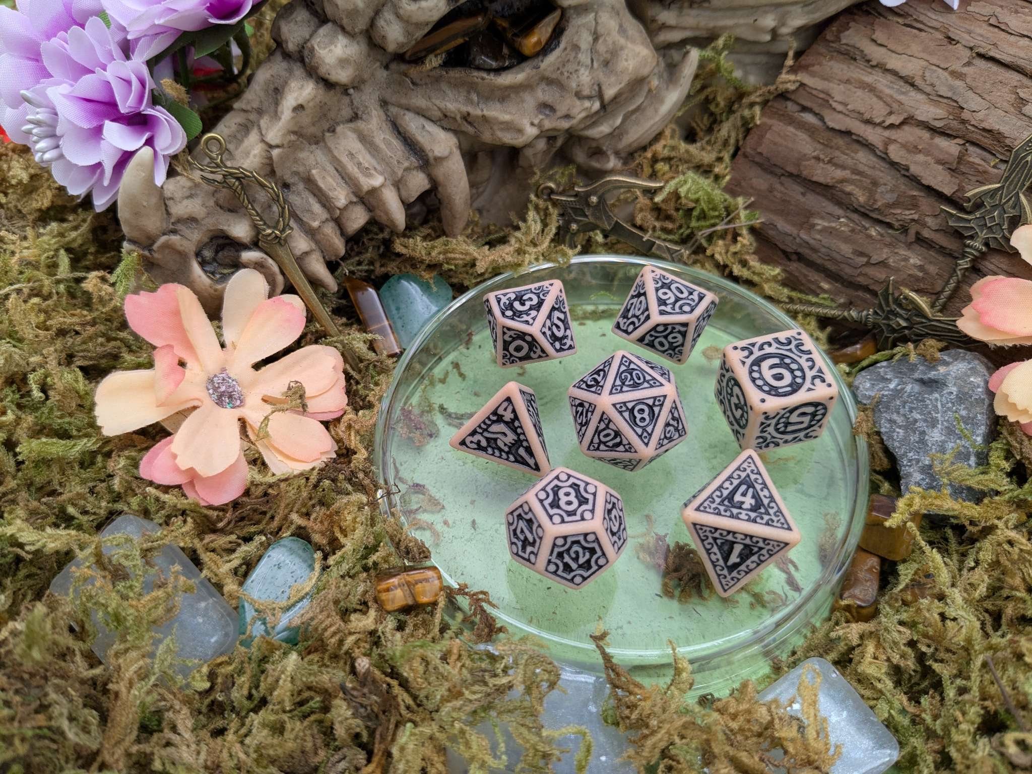 Ornate Cala Dice Set