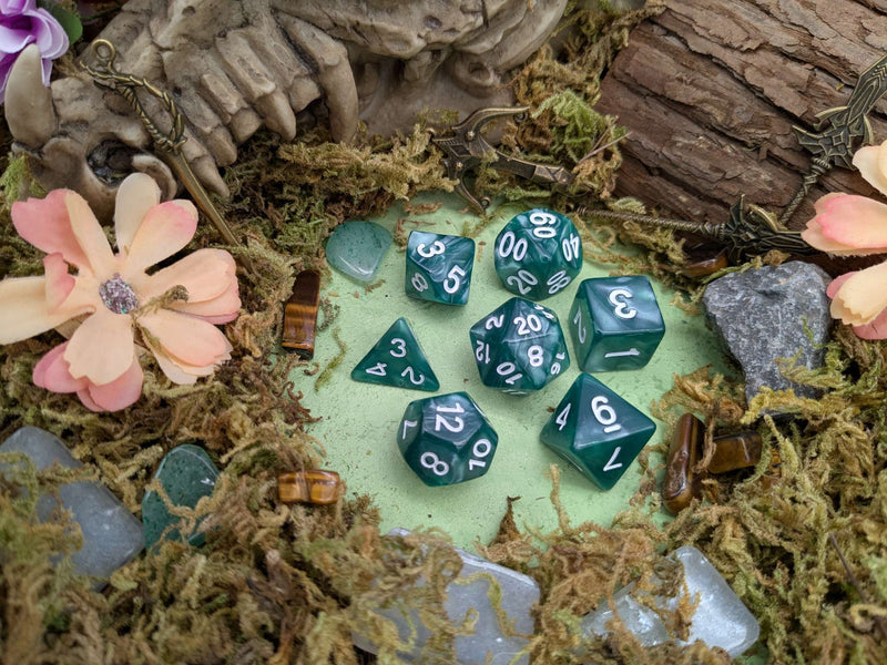 Pearl Hunter Green Dice