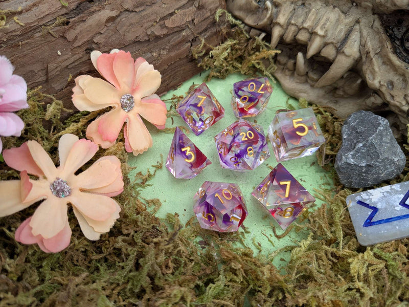 Art Pink and Purple Sharp Dice Set
