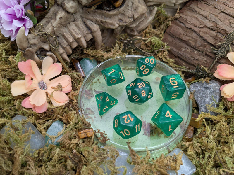Shimmer Shamrock Dice Set
