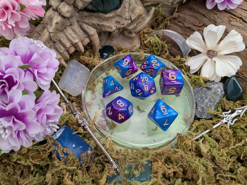 Tie-Dye Purple and Blue Dice Set